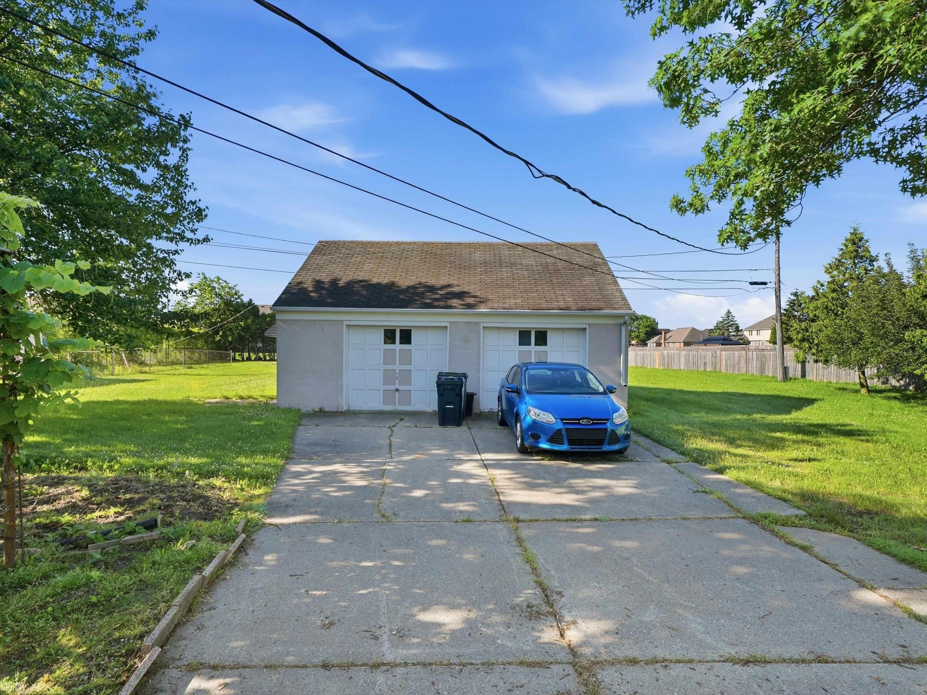 4466 18 1/2 Mile Road, Sterling Heights, MI 48314 — Photo 21