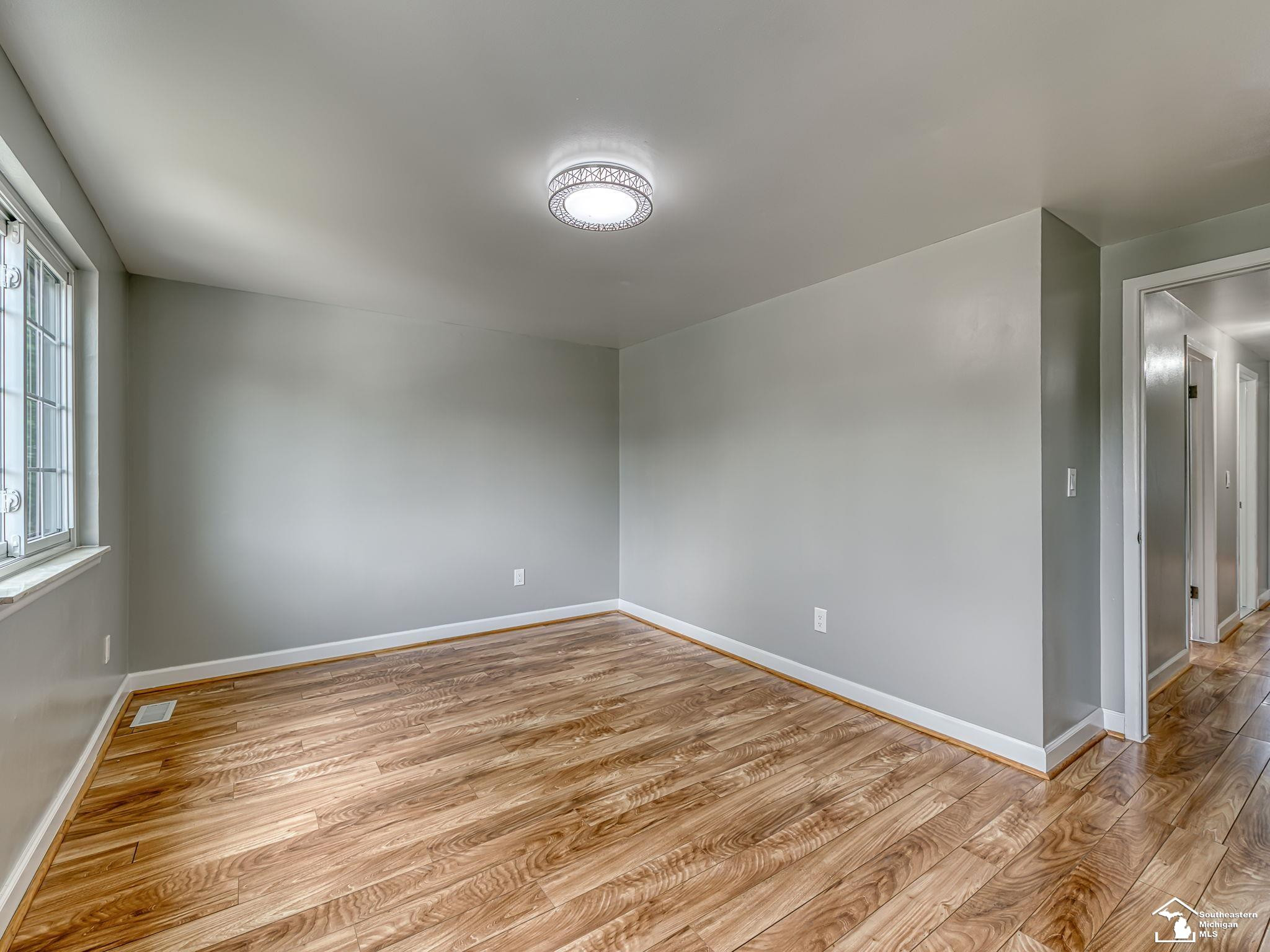 25837 Badger Street, Flat Rock, MI 48134 — Photo 6