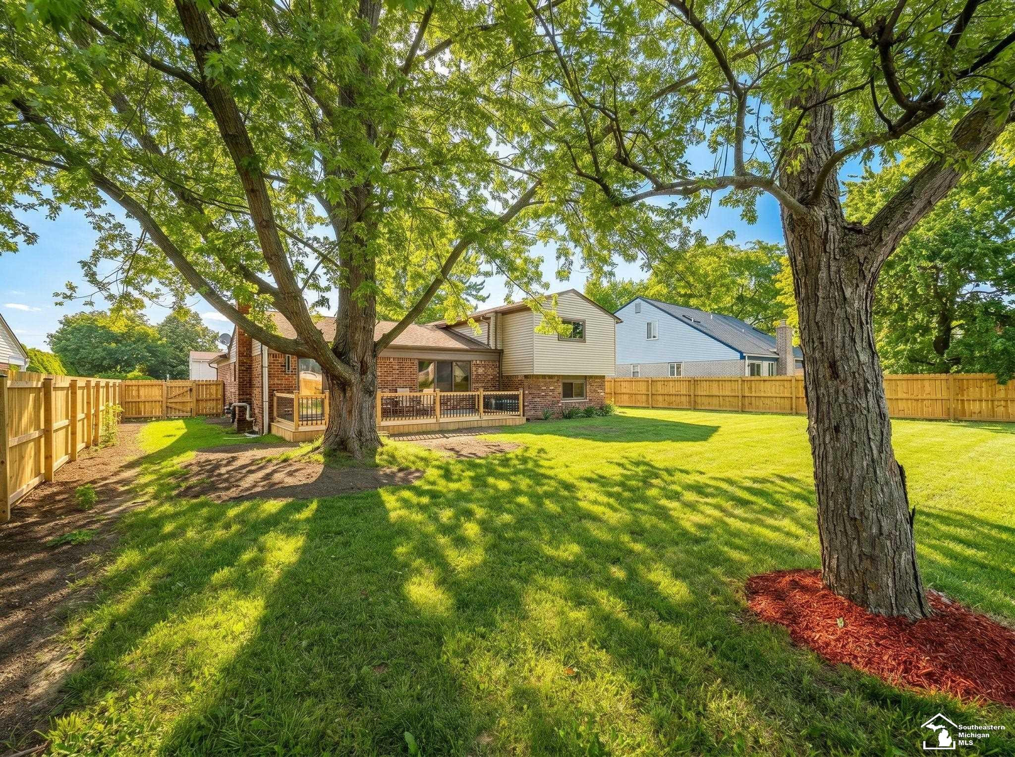 25837 Badger Street, Flat Rock, MI 48134 — Photo 47