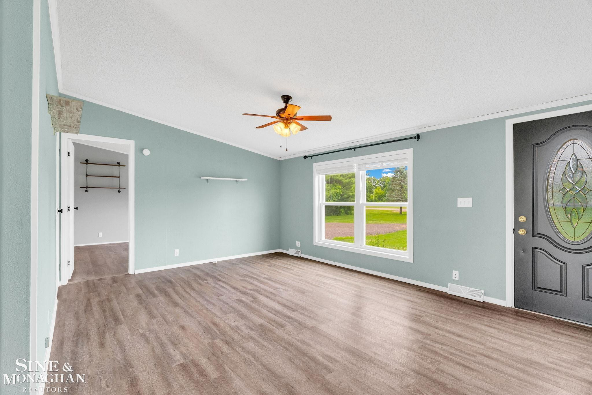433 N Howard Street, Croswell, MI 48422 — Photo 6