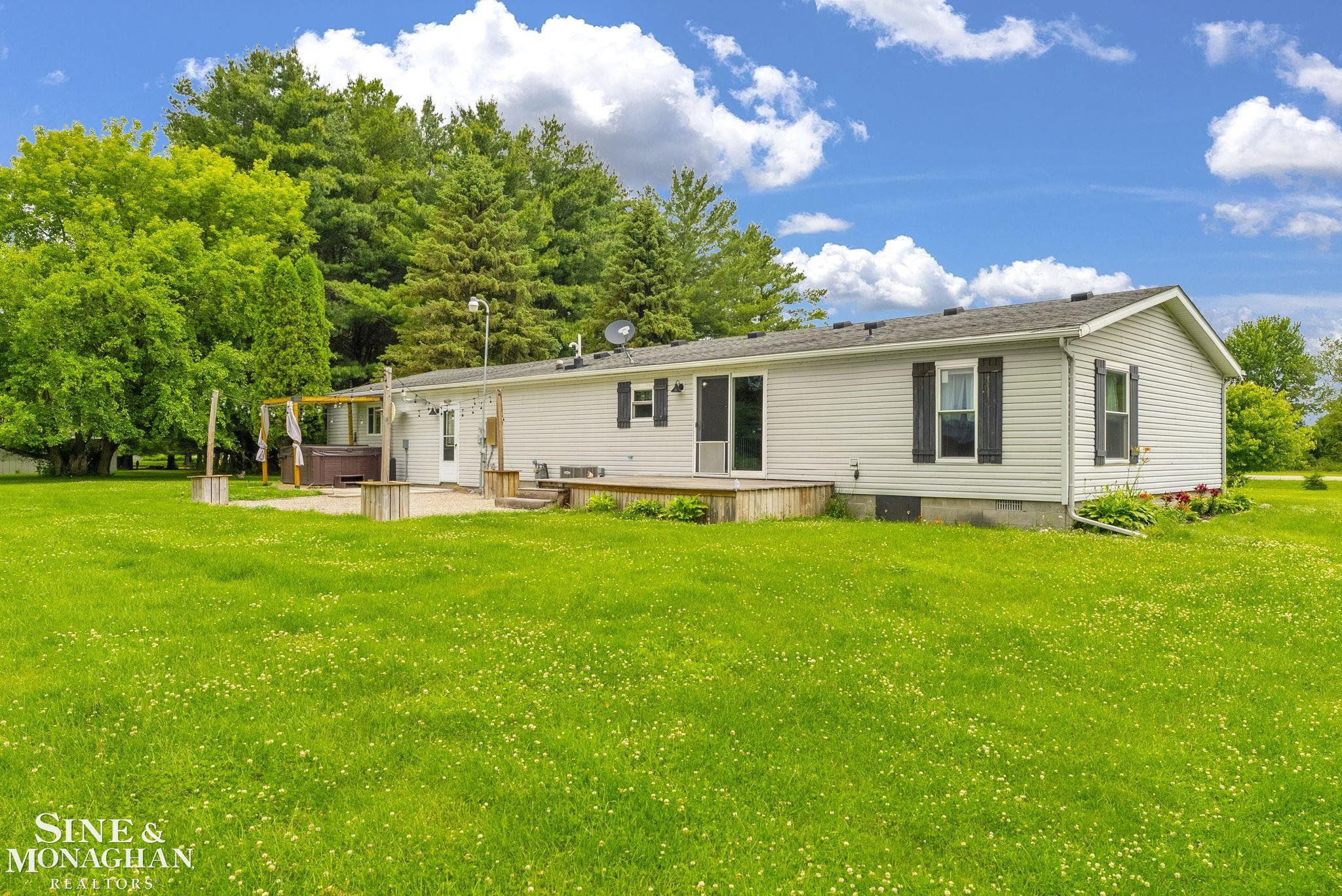 433 N Howard Street, Croswell, MI 48422 — Photo 29