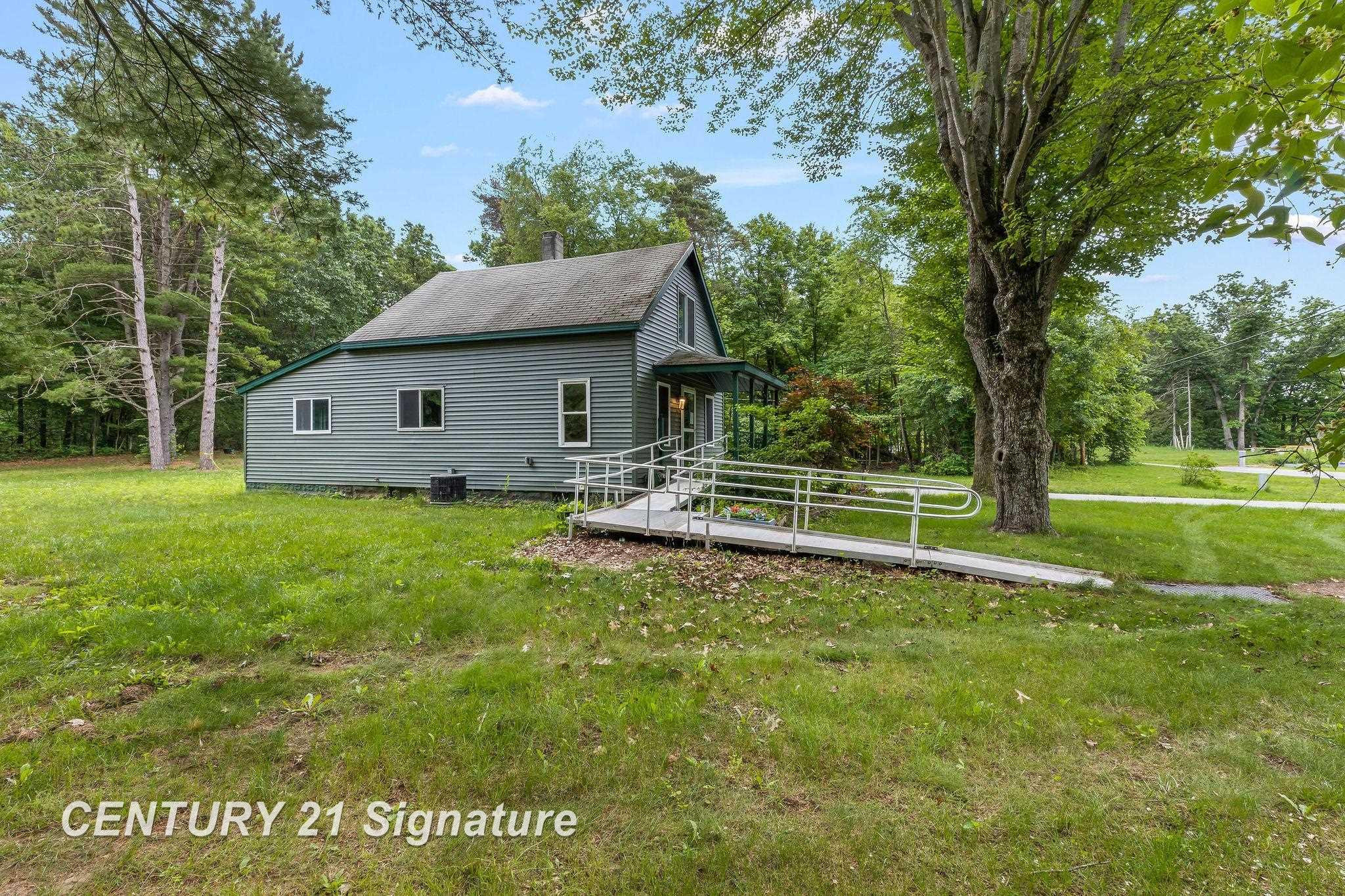 537 S Woodcock Road, Midland, MI — Photo 3