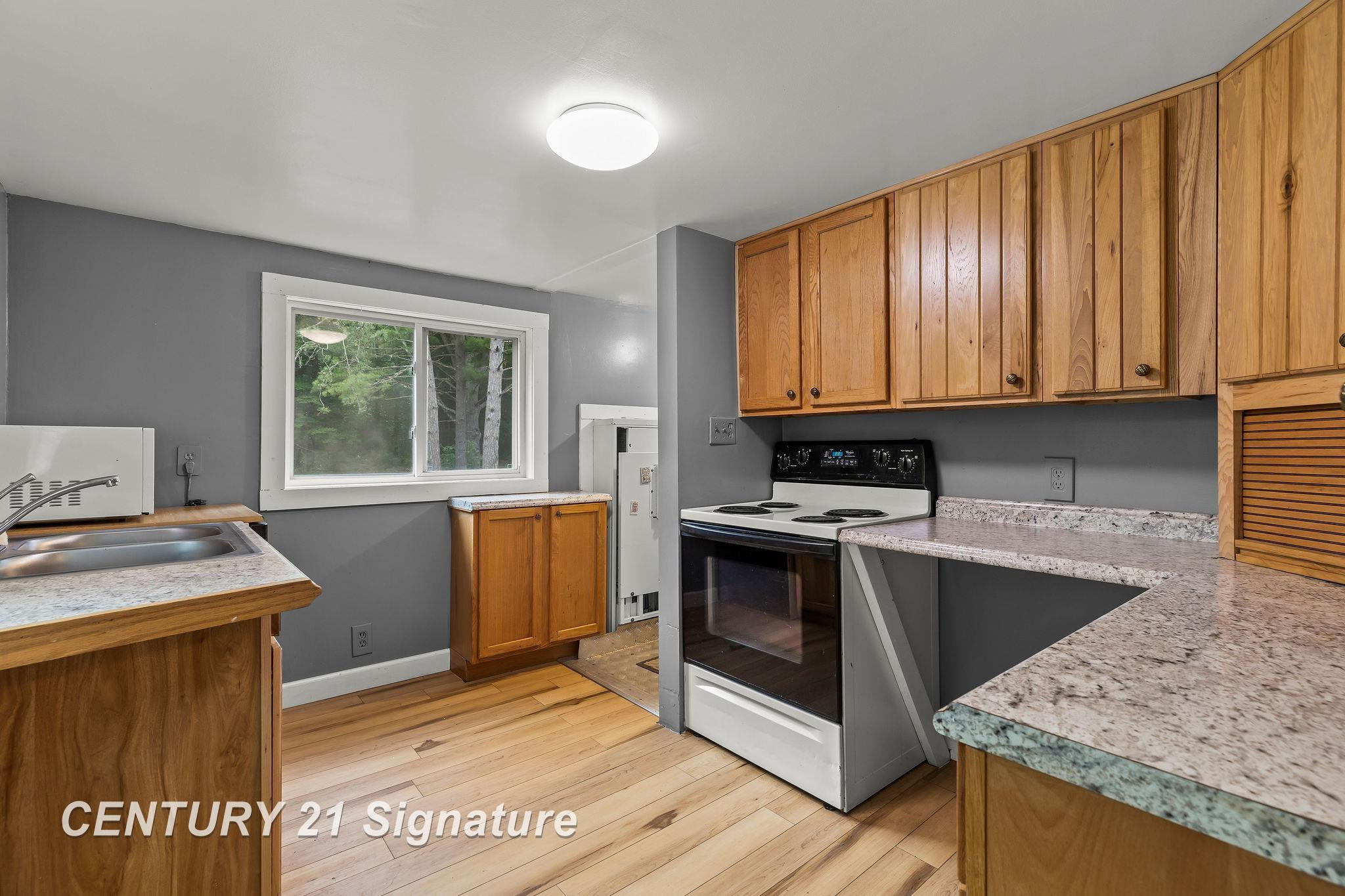 537 S Woodcock Road, Midland, MI — Photo 13