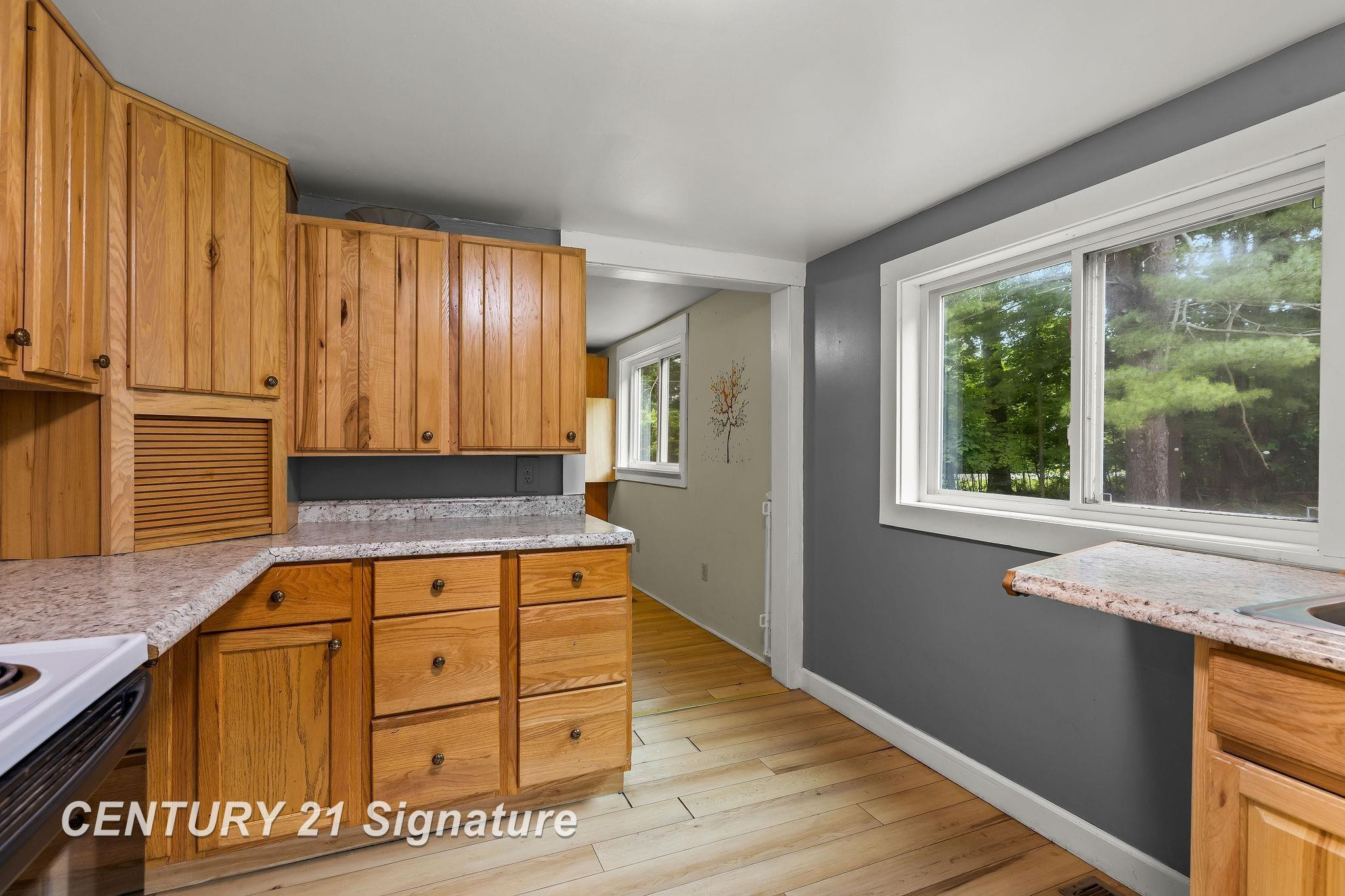 537 S Woodcock Road, Midland, MI — Photo 14