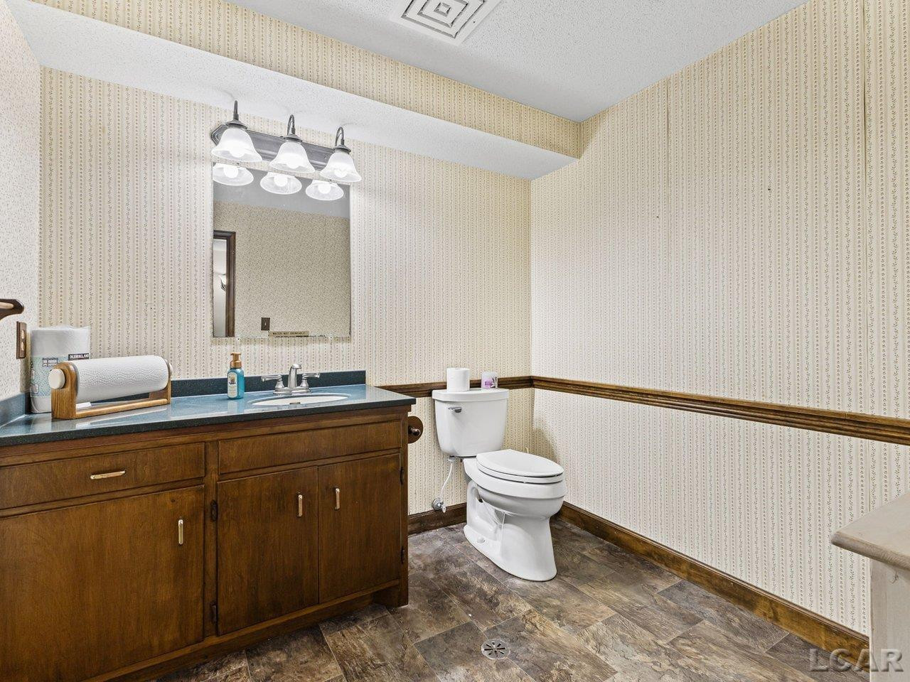 8651 E U.S. 223 Highway, Blissfield, MI 49228 — Photo 18