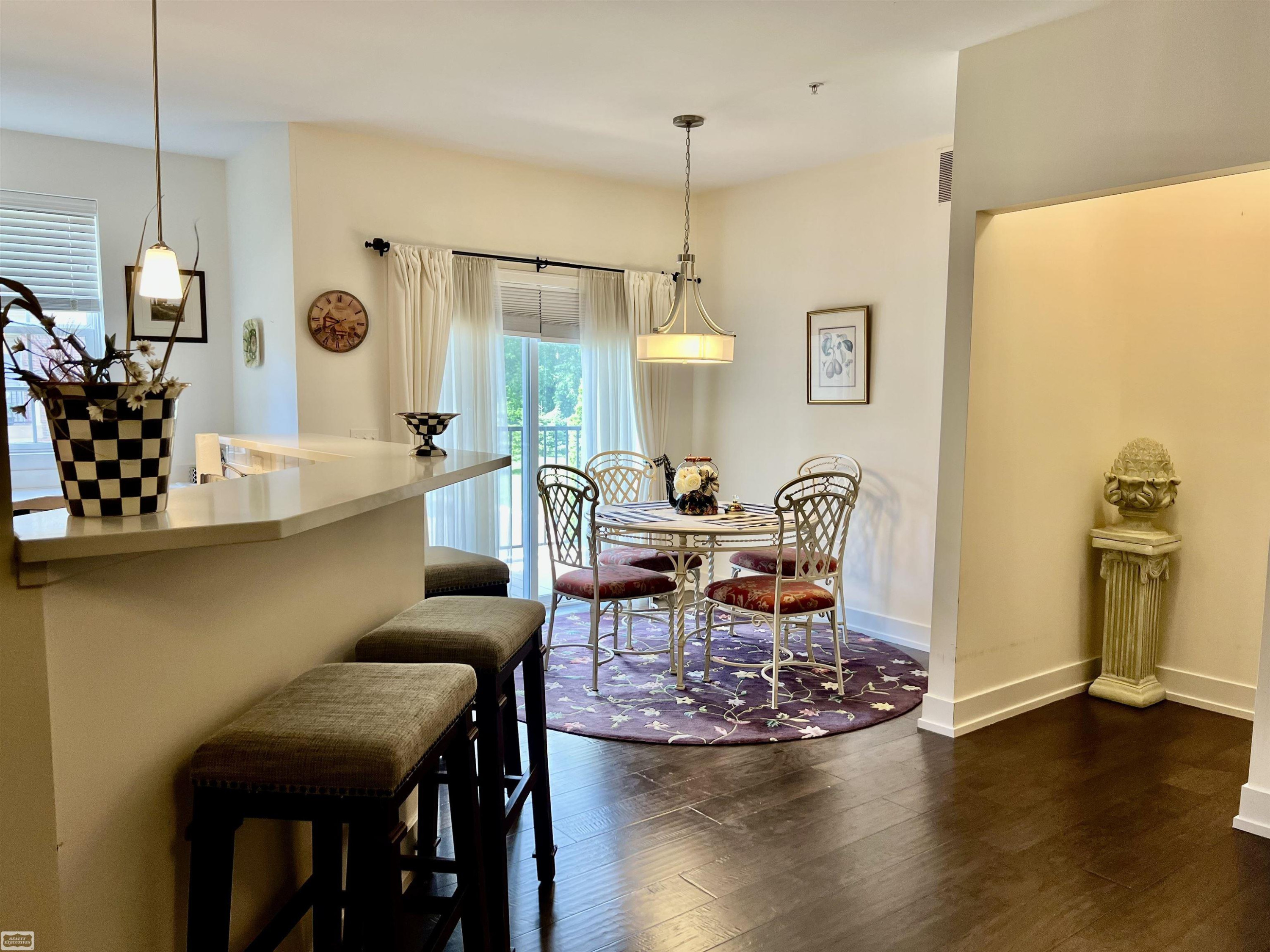 5656 Flagstaff Pines Drive, 402, Shelby Twp, MI 48317 — Photo 9