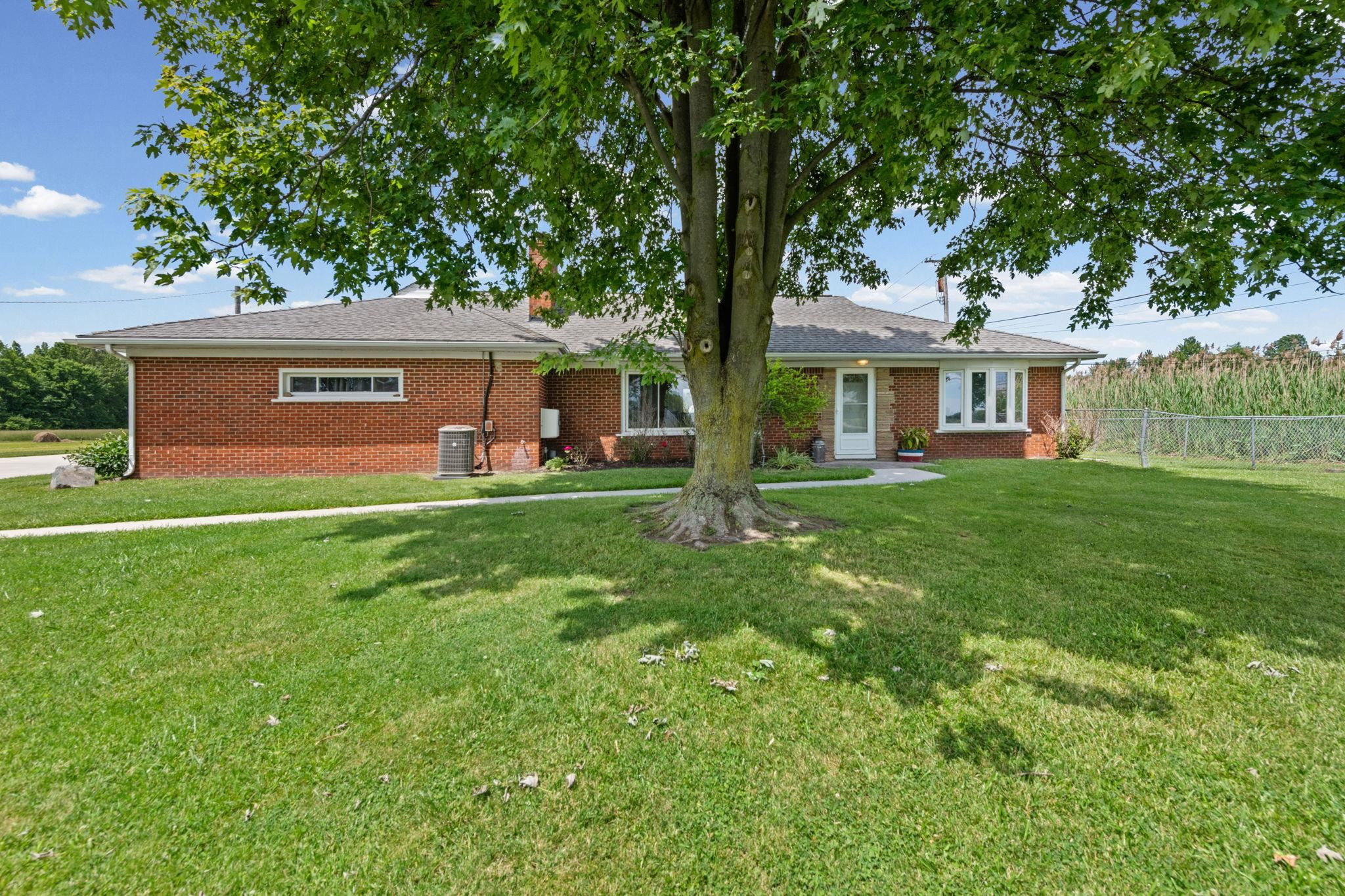 7762 Shea Road, MI