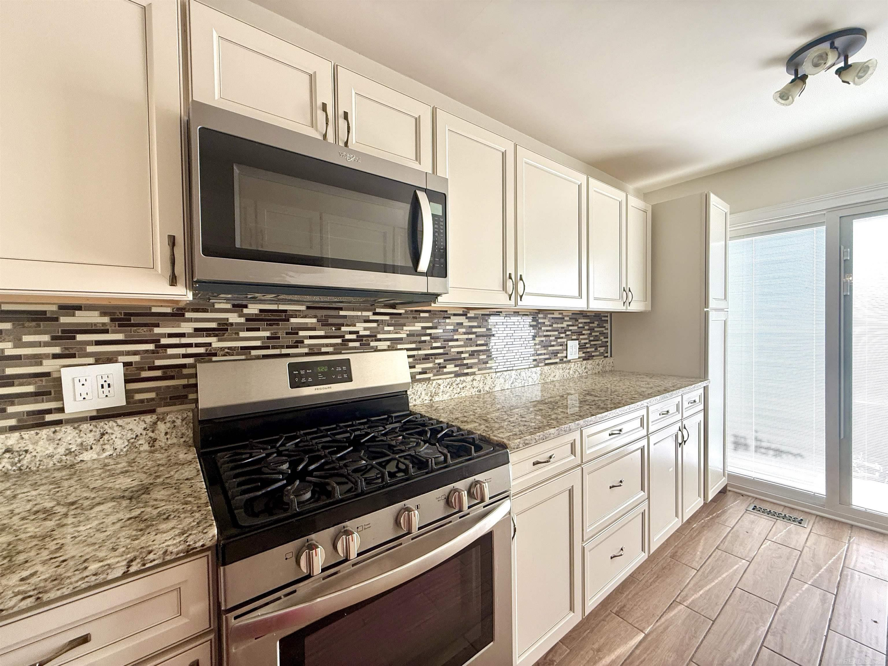8401 Eighteen Mile Road, # 20, Sterling Heights, MI 48313 — Photo 8