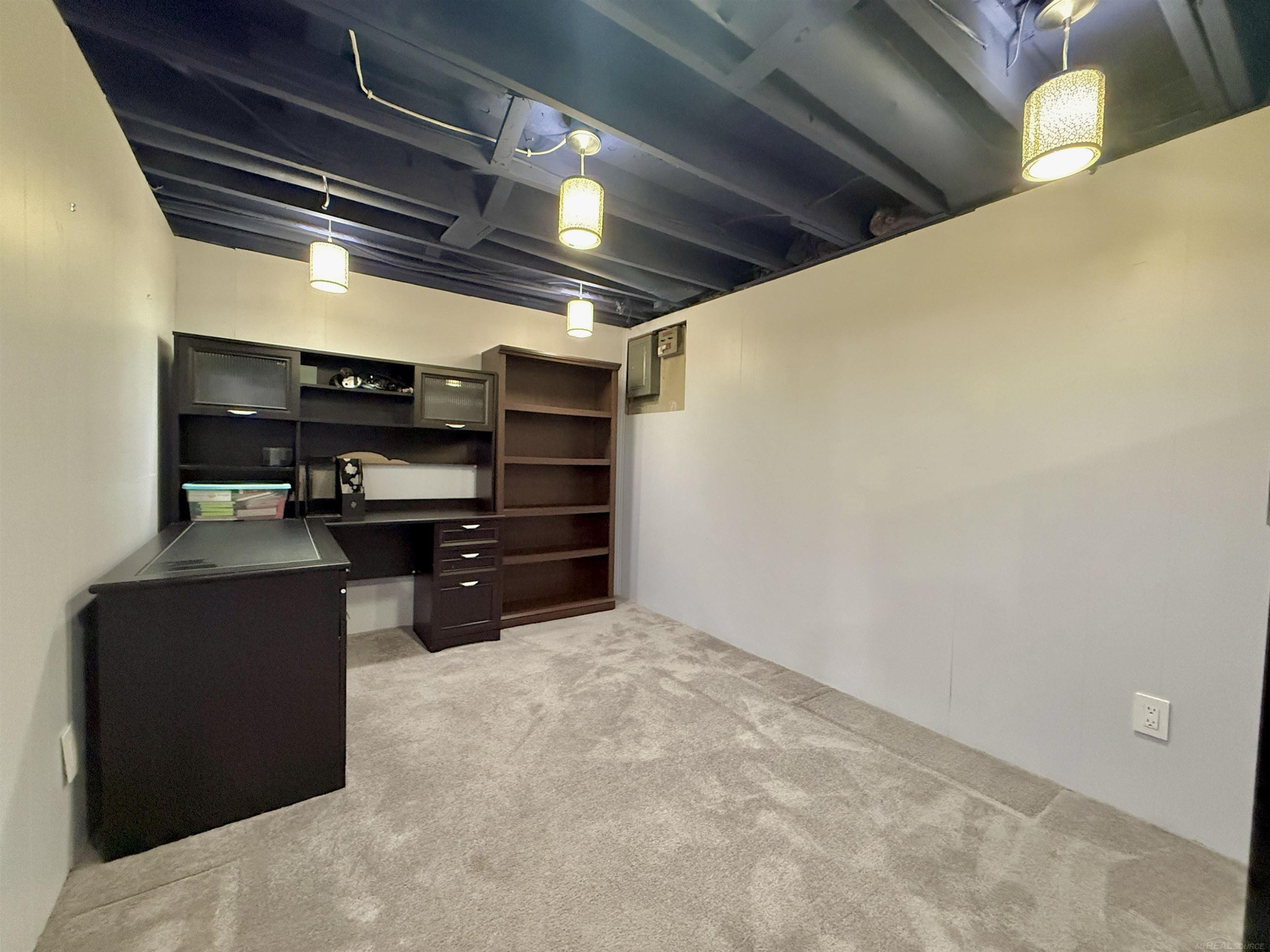 8401 Eighteen Mile Road, # 20, Sterling Heights, MI 48313 — Photo 26