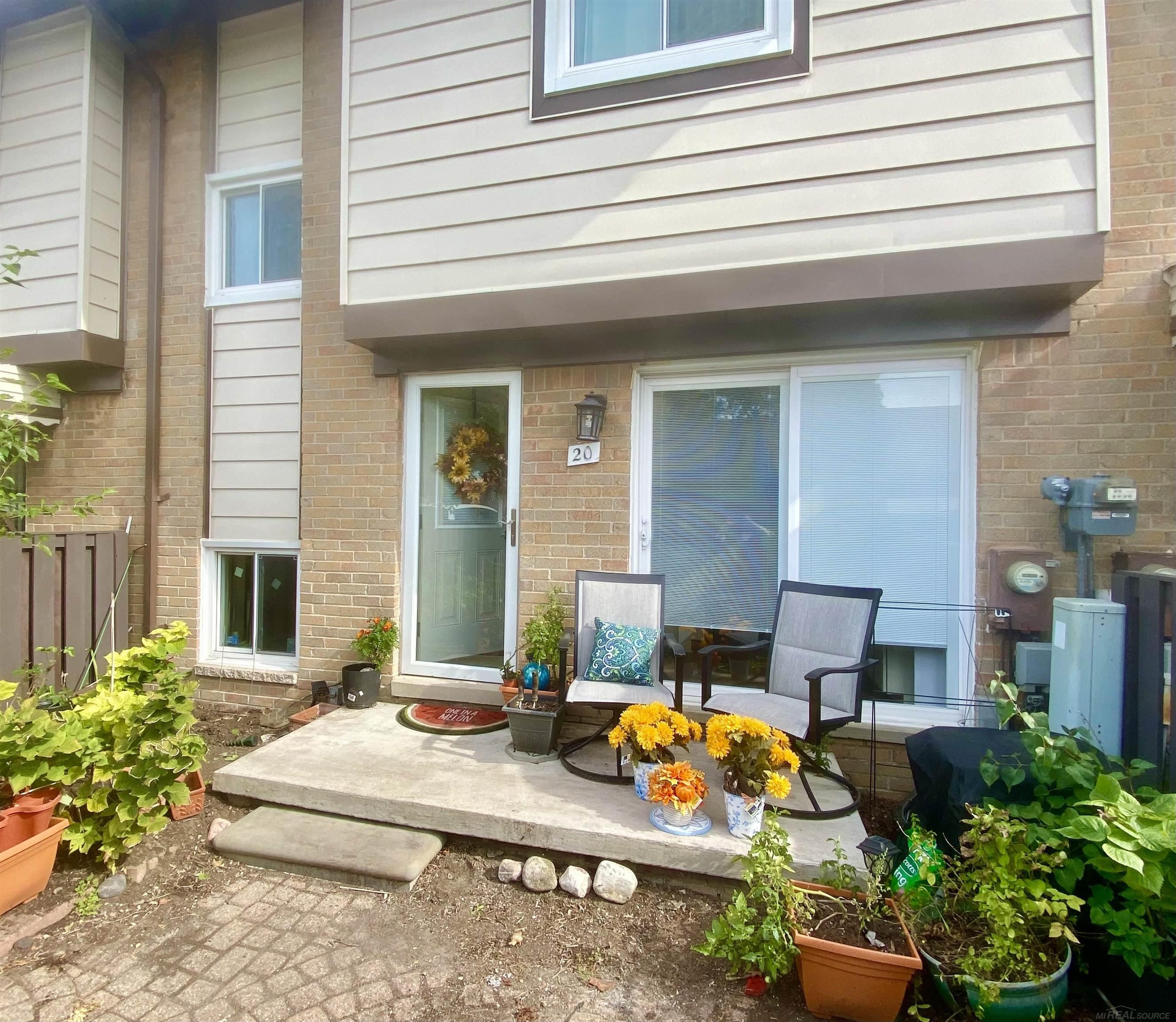8401 Eighteen Mile Road, # 20, Sterling Heights, MI 48313 — Photo 27