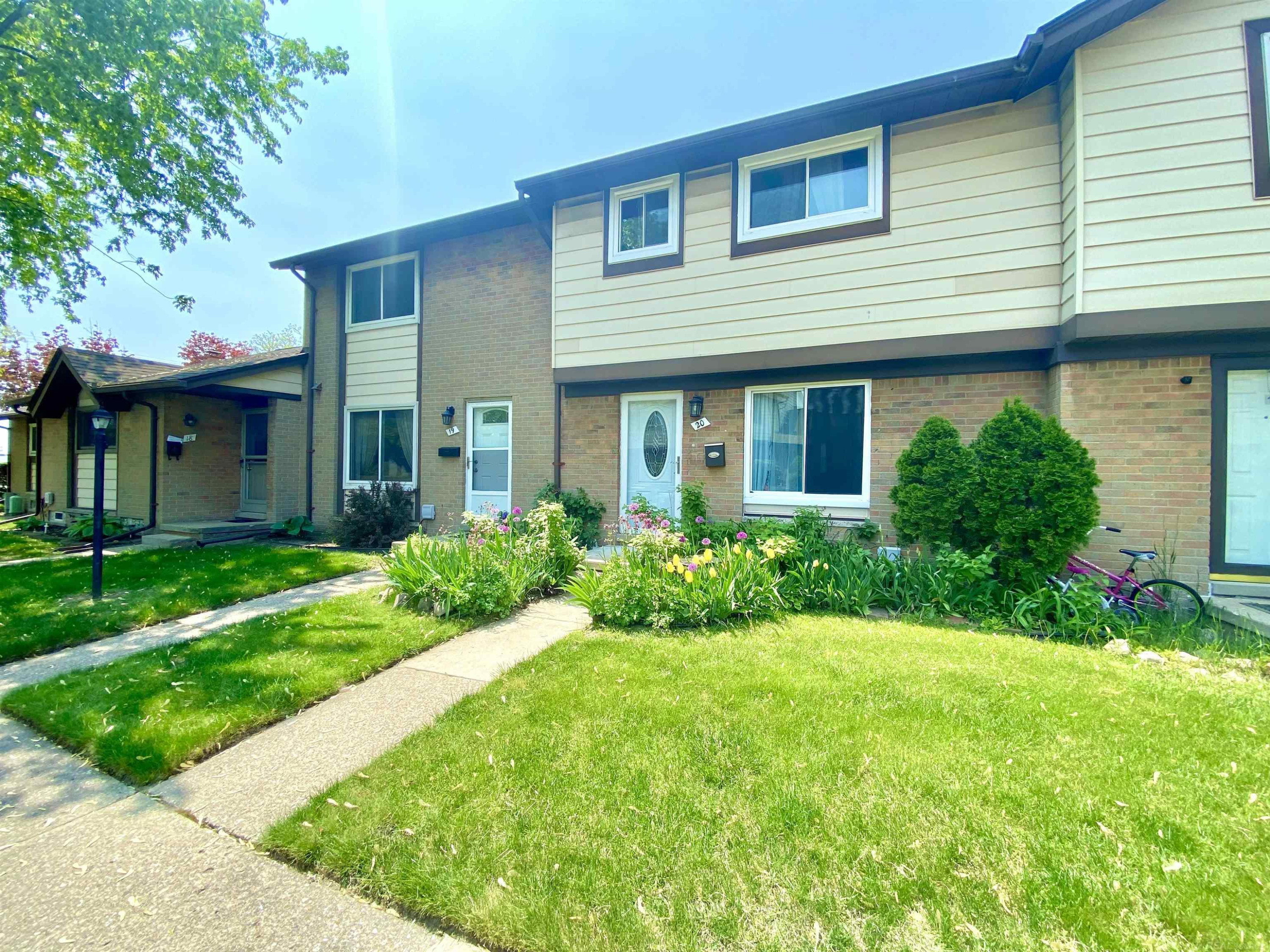 8401 Eighteen Mile Road, # 20, Sterling Heights, MI 48313 — Photo 28