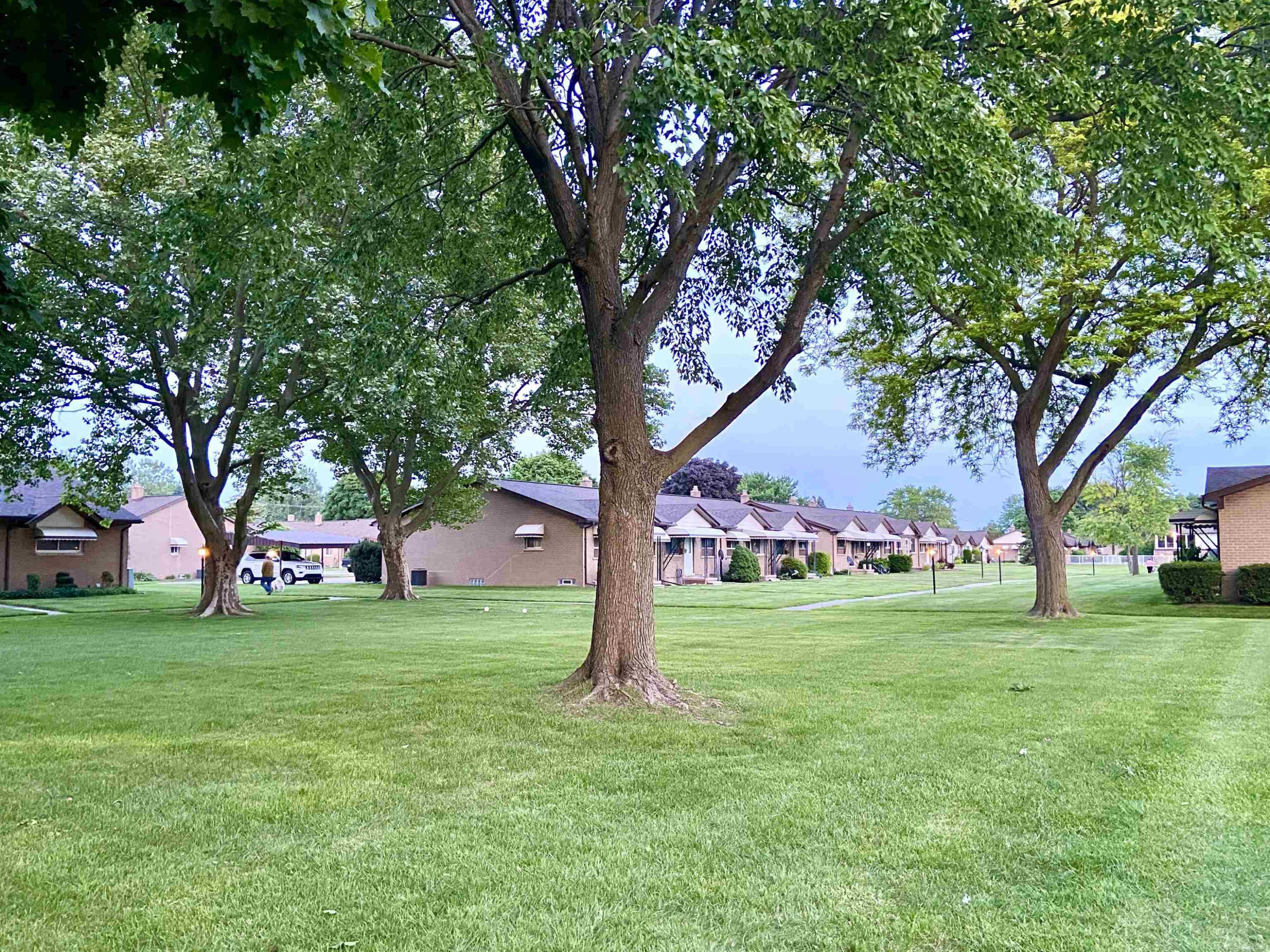 8401 Eighteen Mile Road, # 20, Sterling Heights, MI 48313 — Photo 32