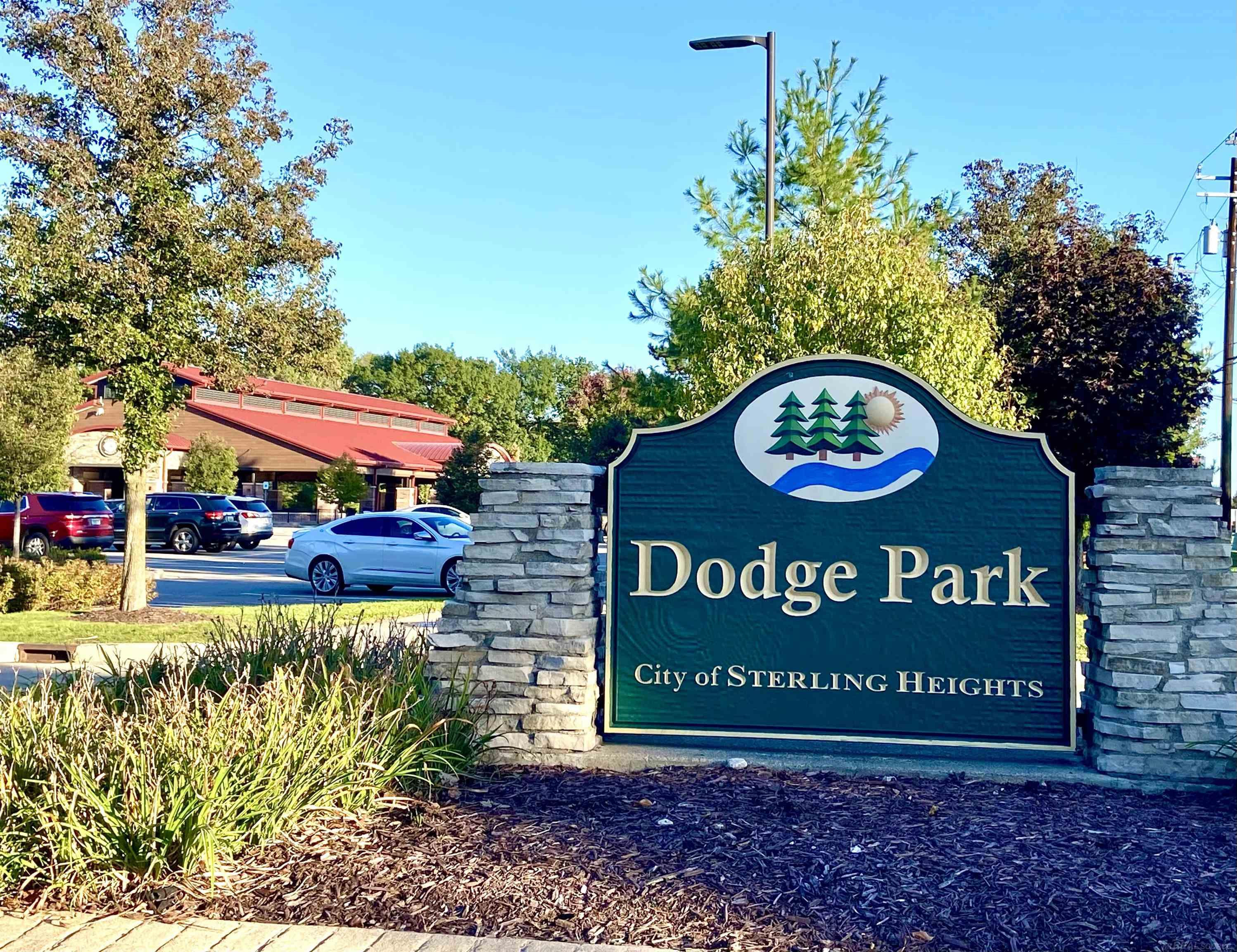 8401 Eighteen Mile Road, # 20, Sterling Heights, MI 48313 — Photo 33