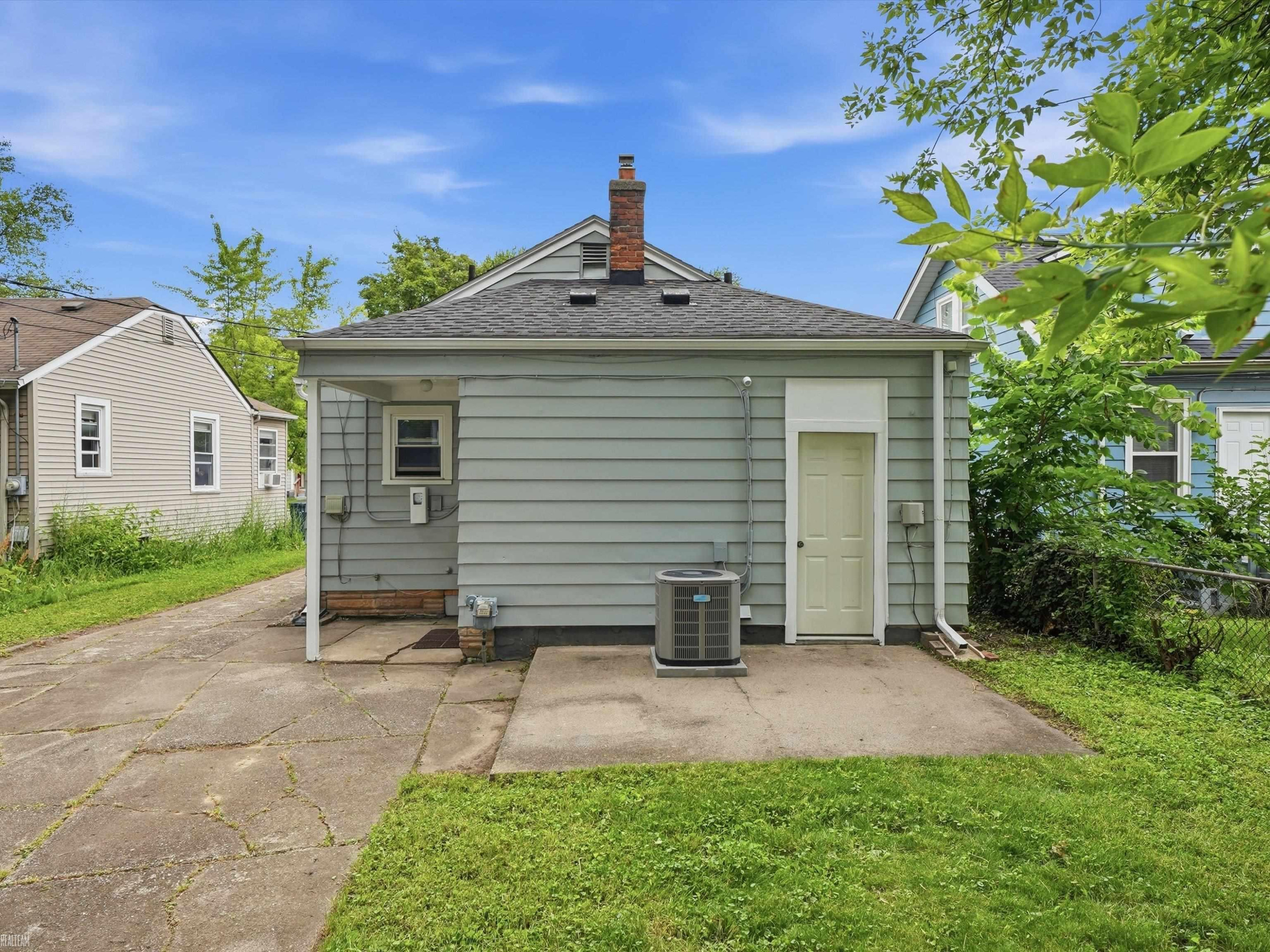 660 E Marshall Street, Ferndale, MI 48220 — Photo 20