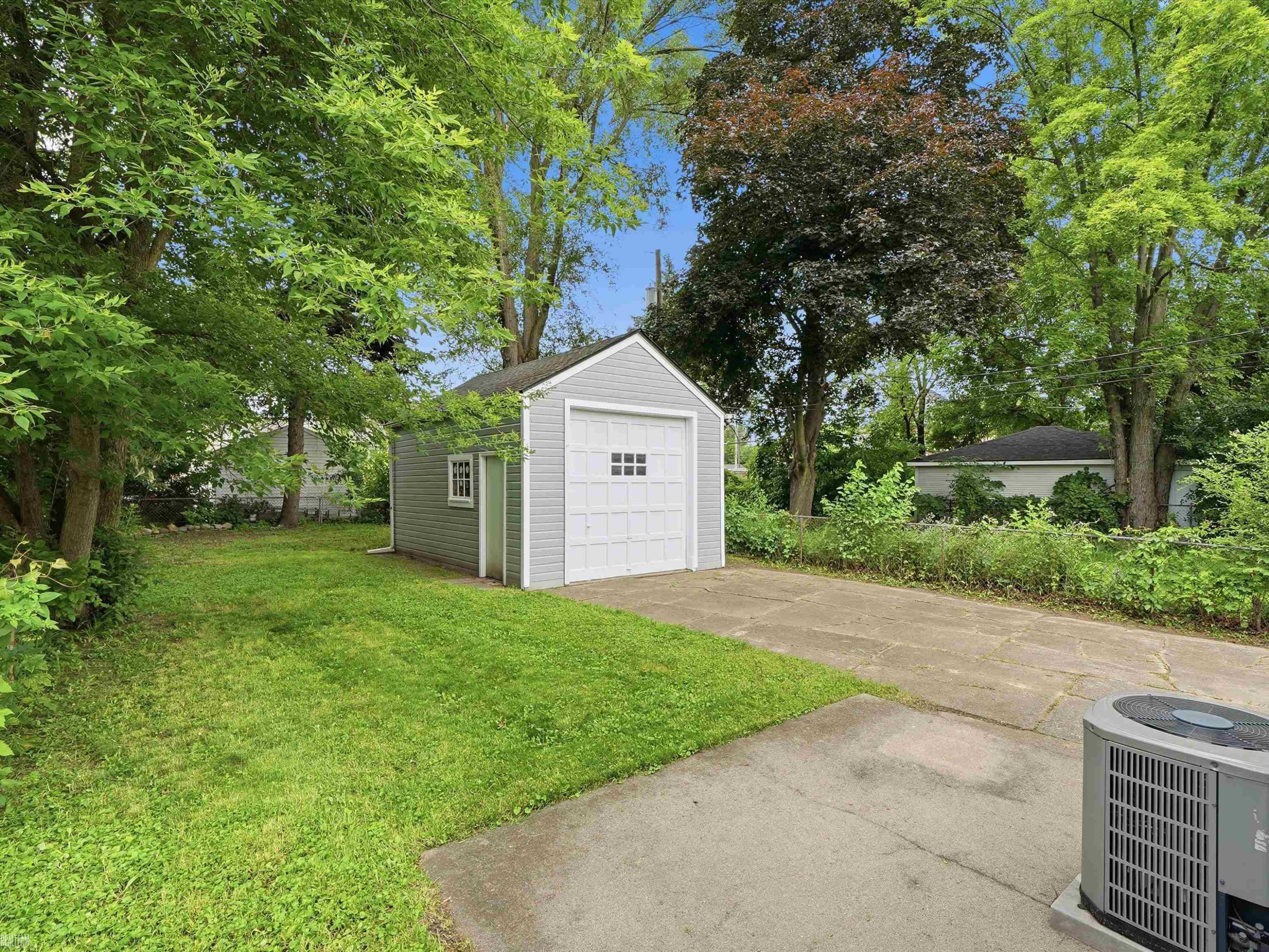 660 E Marshall Street, Ferndale, MI 48220 — Photo 23