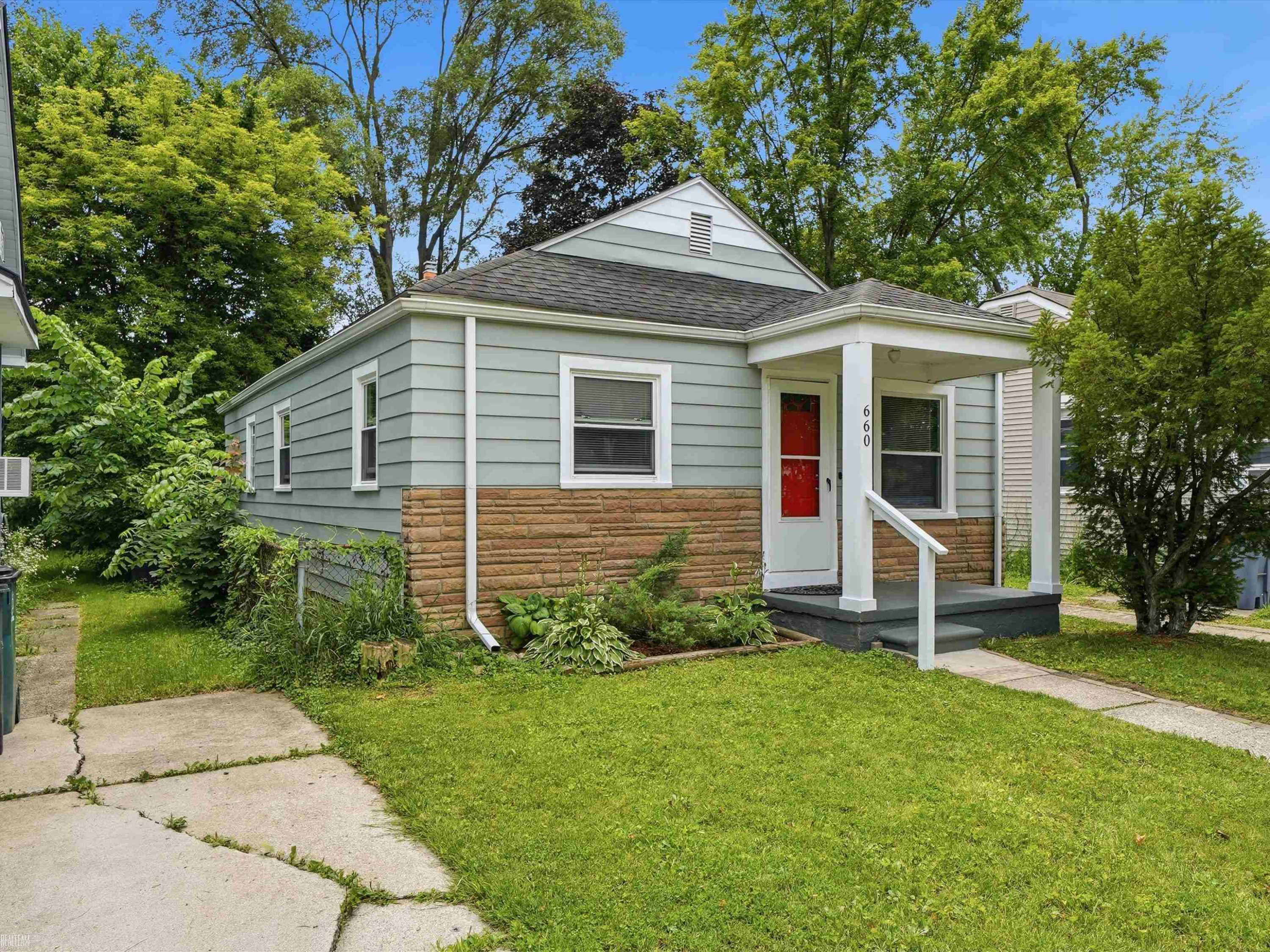 660 E Marshall Street, Ferndale, MI 48220 — Photo 26