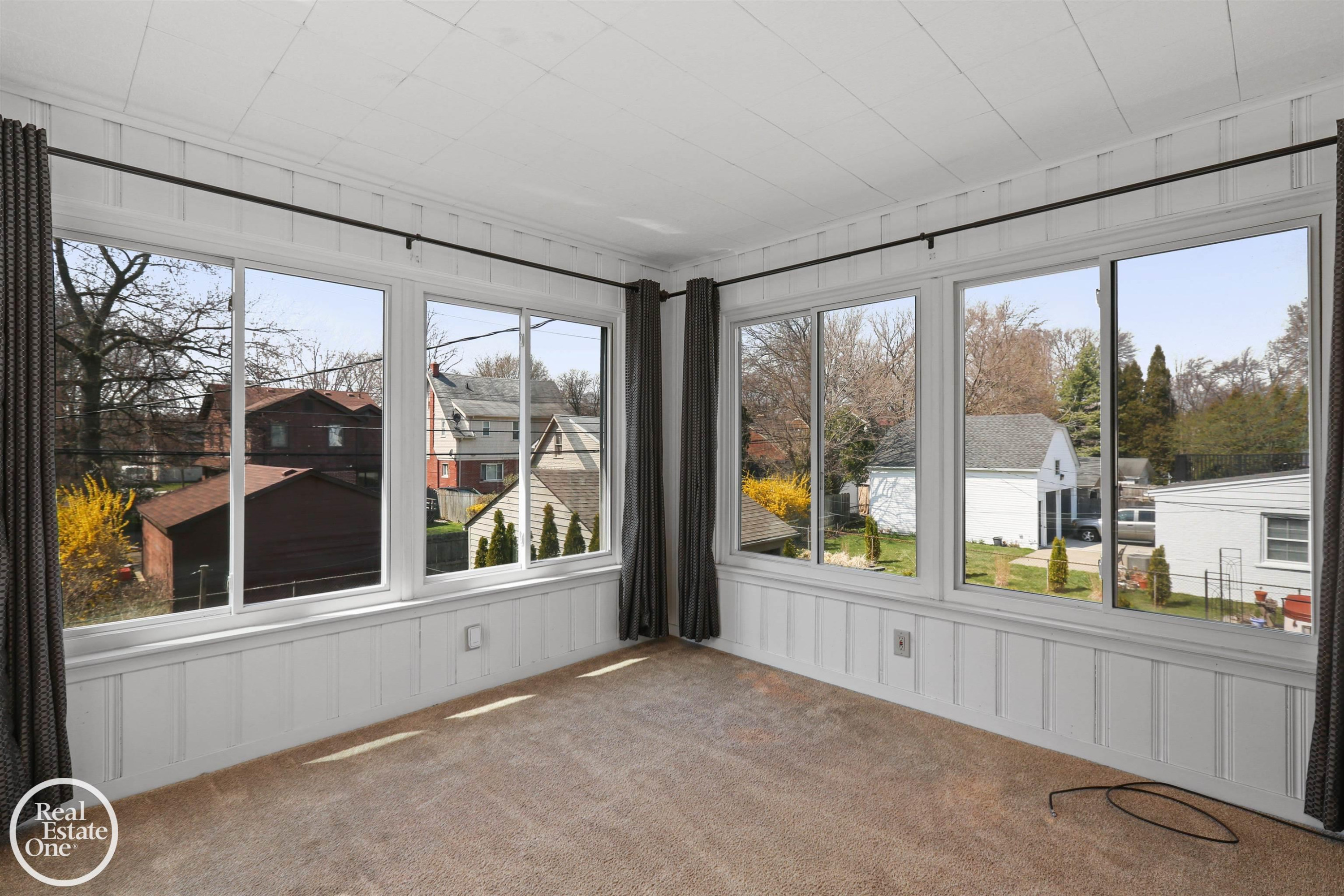 897 Rivard Boulevard, Grosse Pointe, MI 48230 — Photo 38