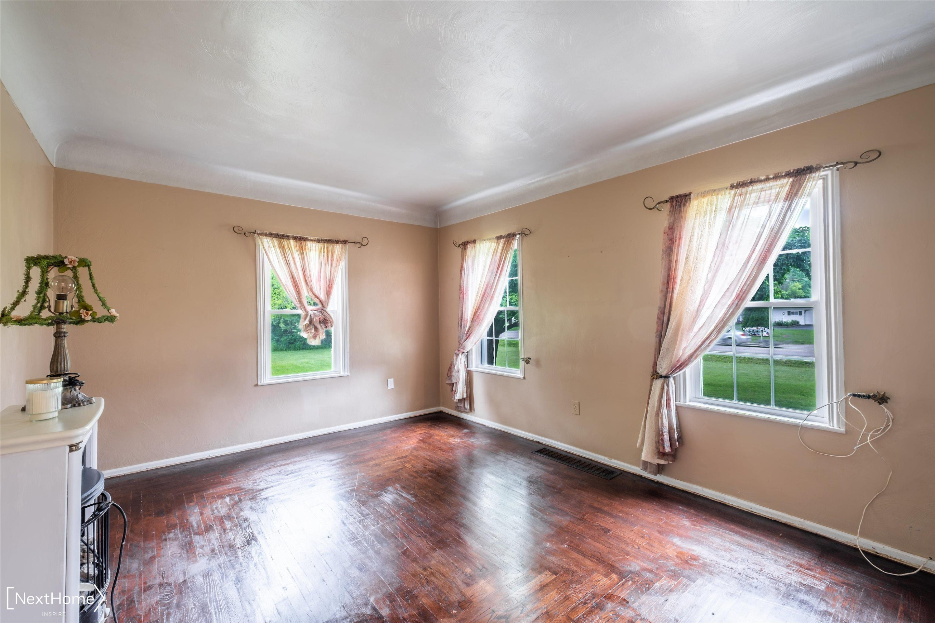 6144 E Atherton Road, Burton, MI 48519 — Photo 10