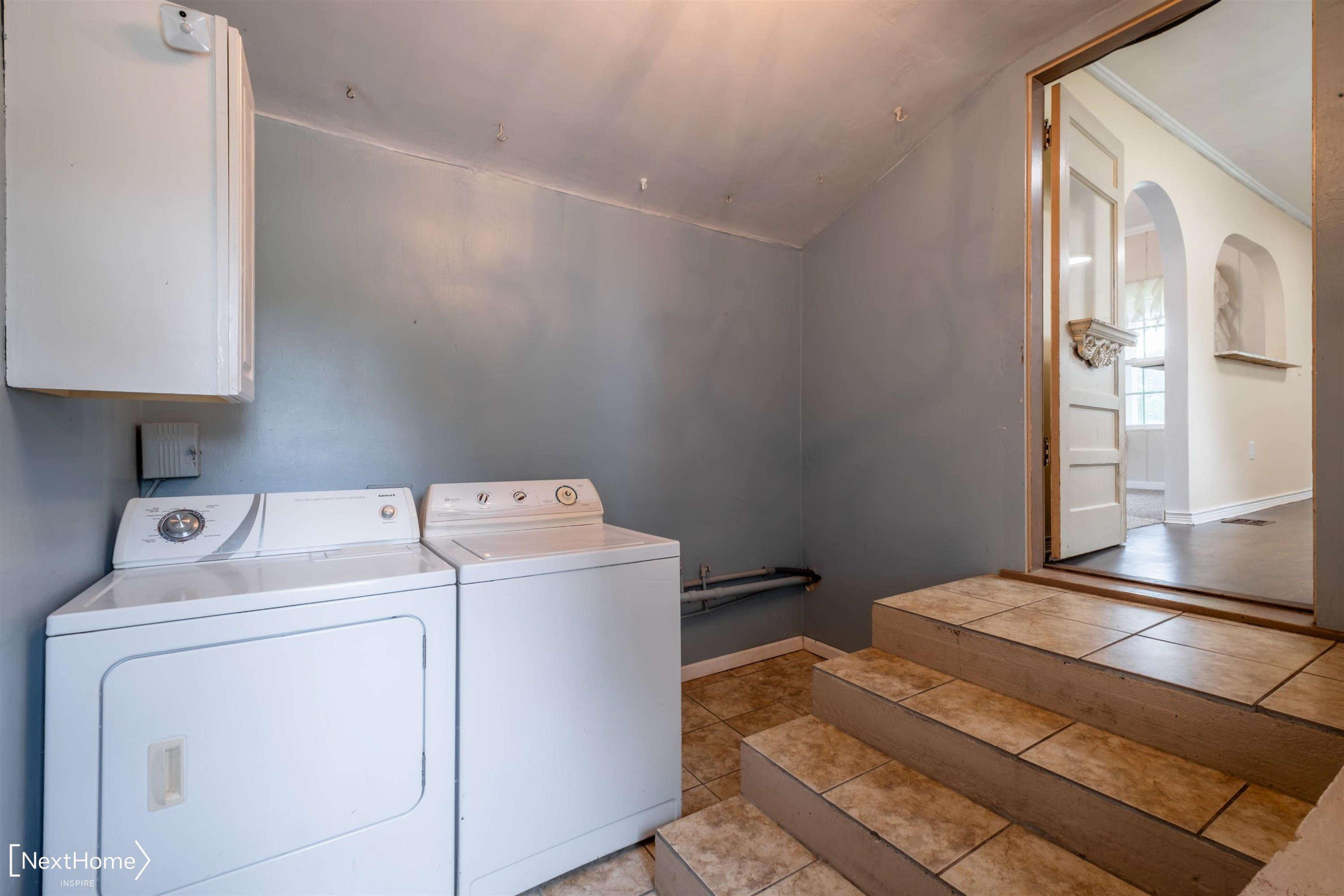 6144 E Atherton Road, Burton, MI 48519 — Photo 18