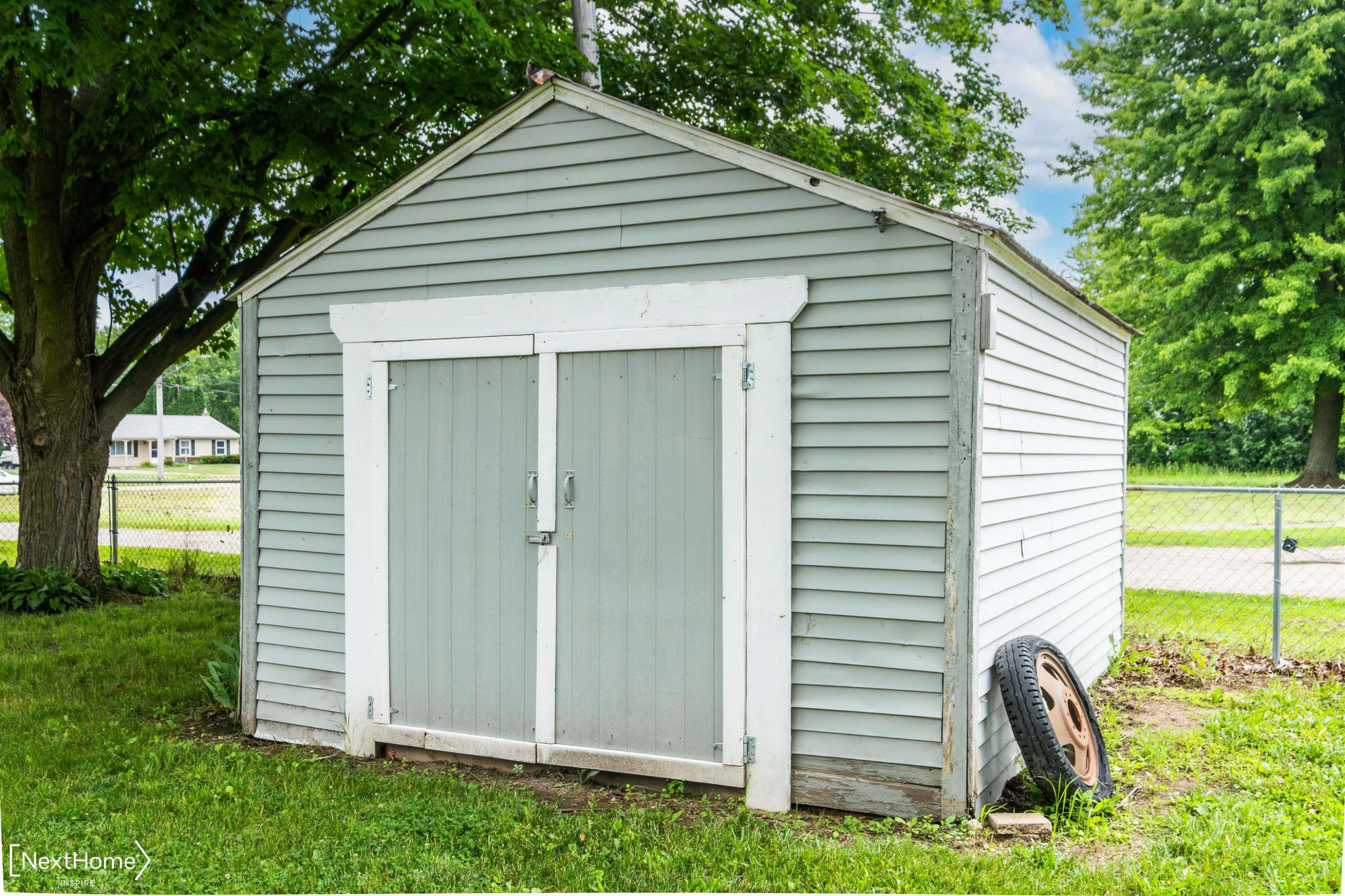 6144 E Atherton Road, Burton, MI 48519 — Photo 19