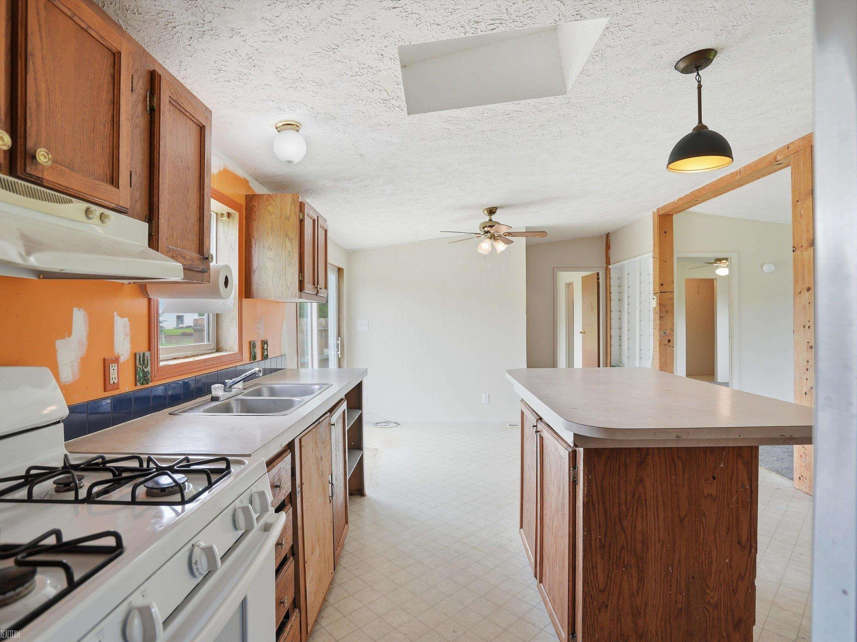 8137 Marquette Road, MI — Photo 14