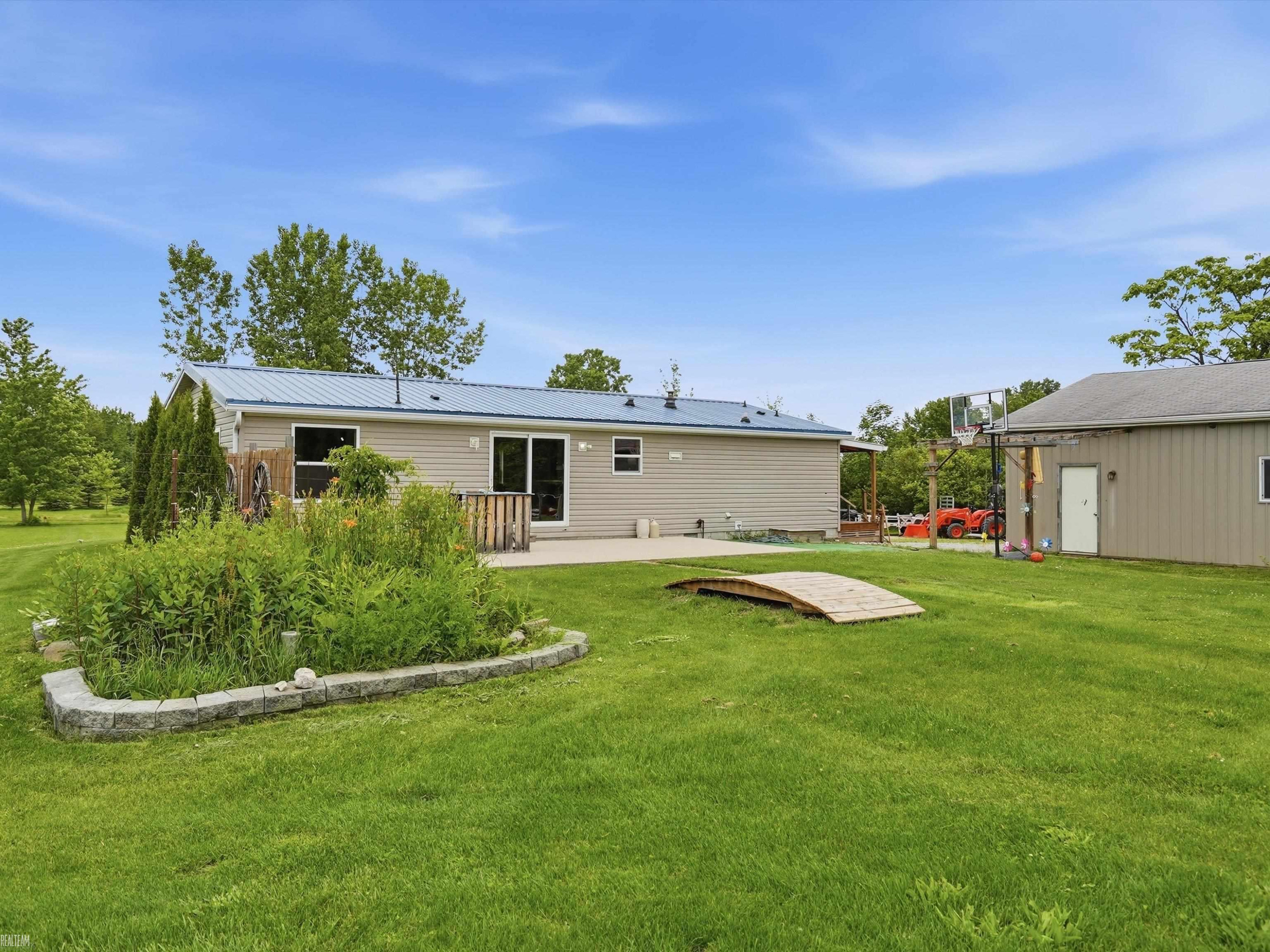 8137 Marquette Road, MI — Photo 28
