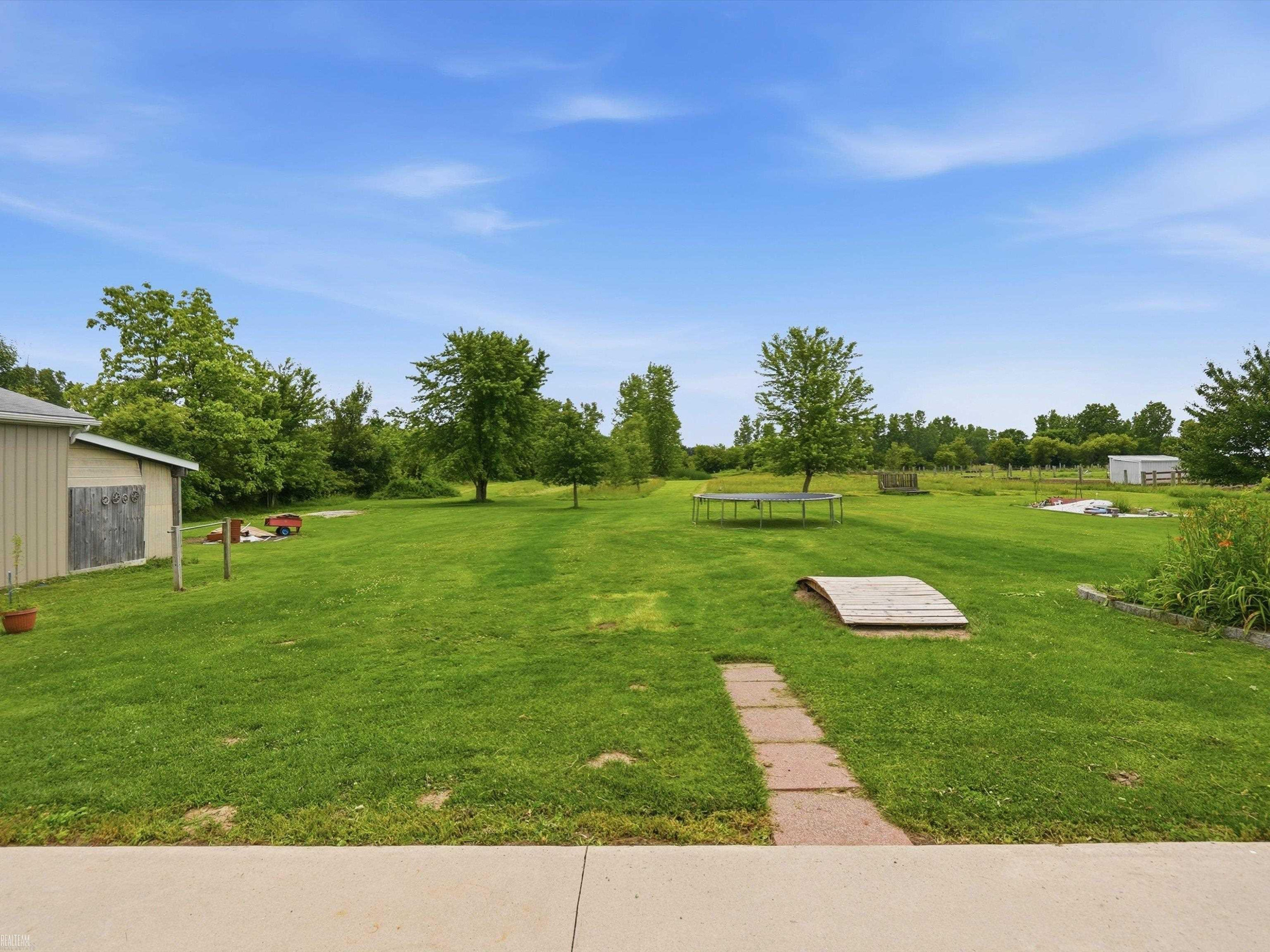 8137 Marquette Road, MI — Photo 31