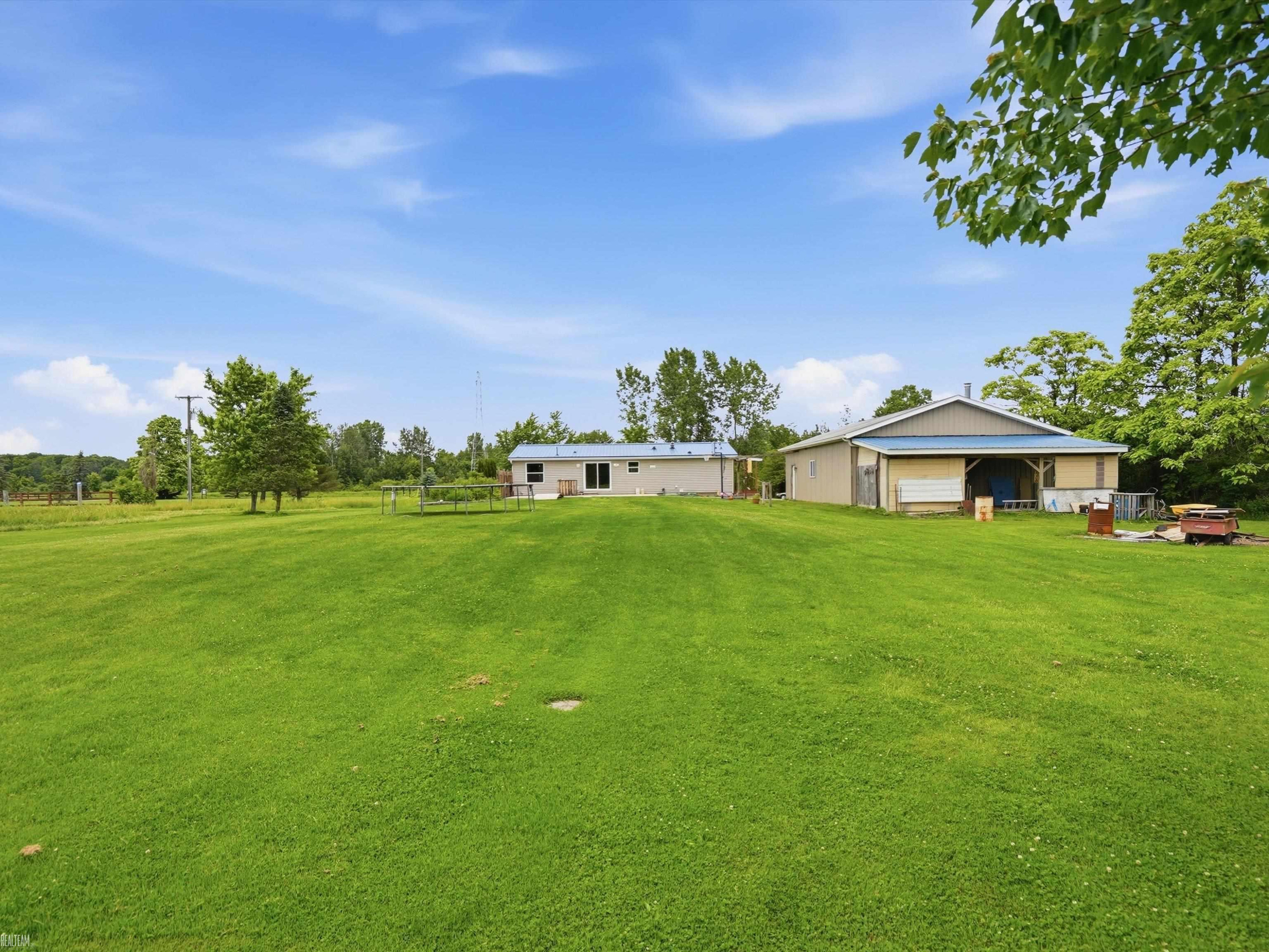 8137 Marquette Road, MI — Photo 35