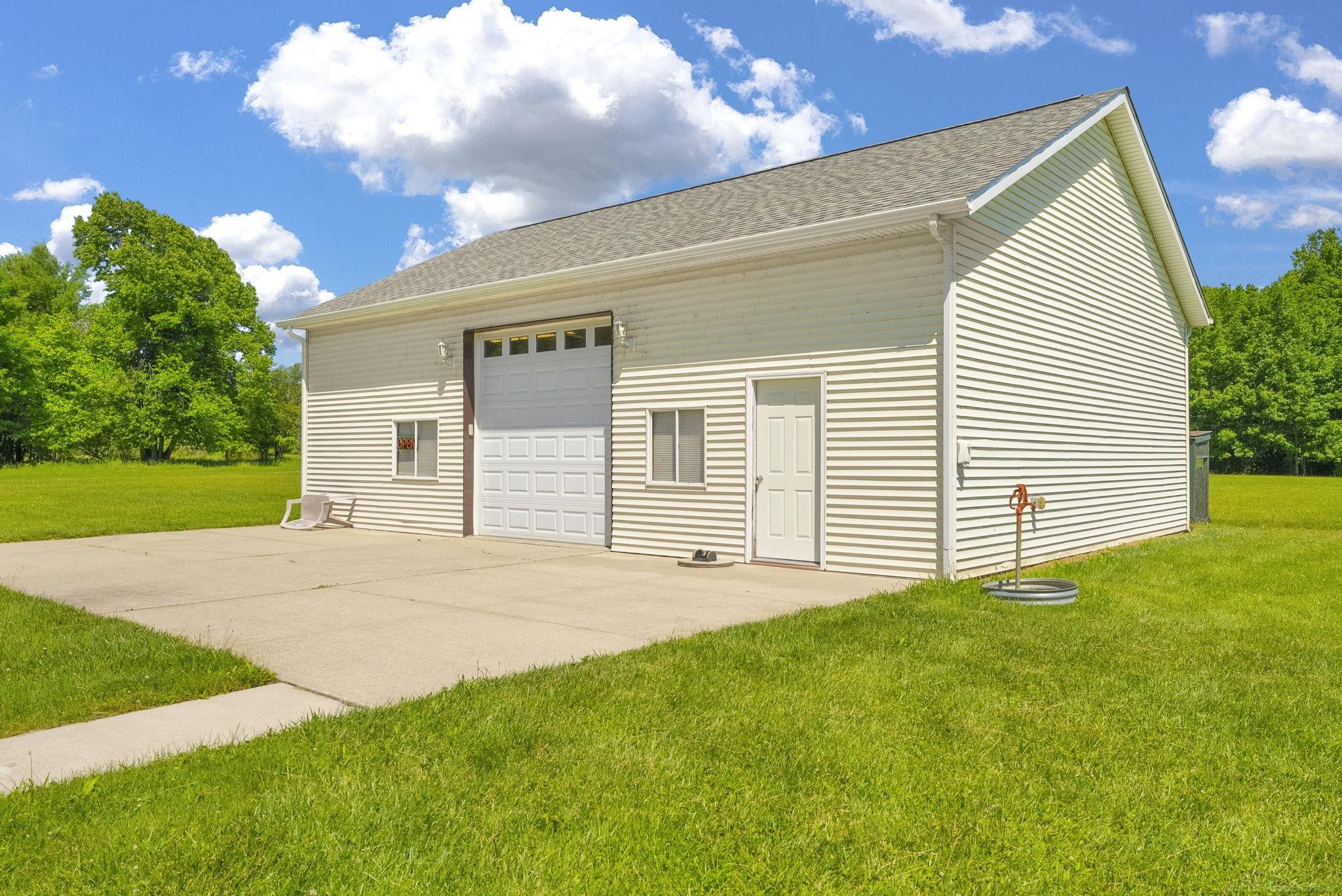 6995 AItken Road, Lexington, MI 48450 — Photo 32