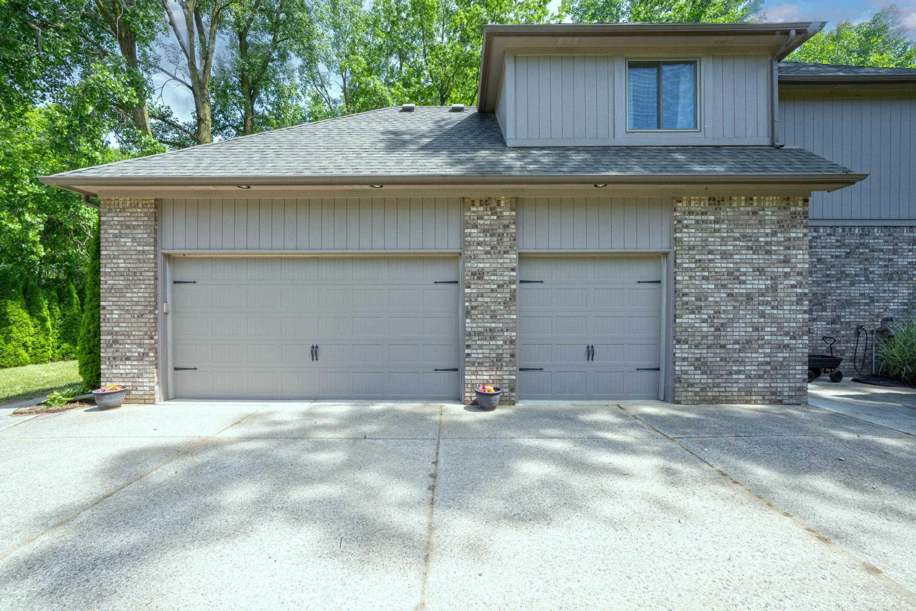 9145 Folkert Road, Algonac, MI 48001 — Photo 5