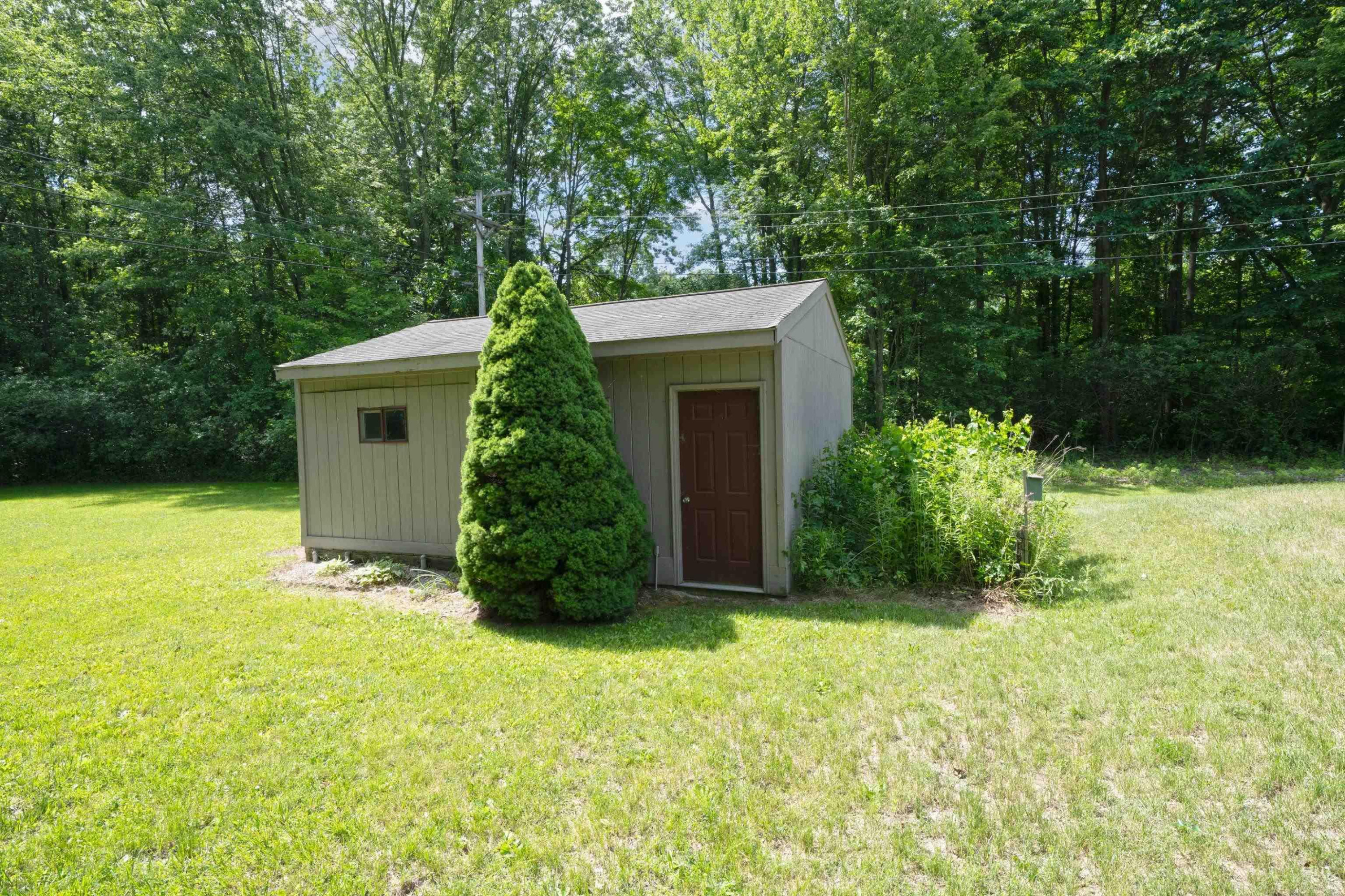 9145 Folkert Road, Algonac, MI 48001 — Photo 13