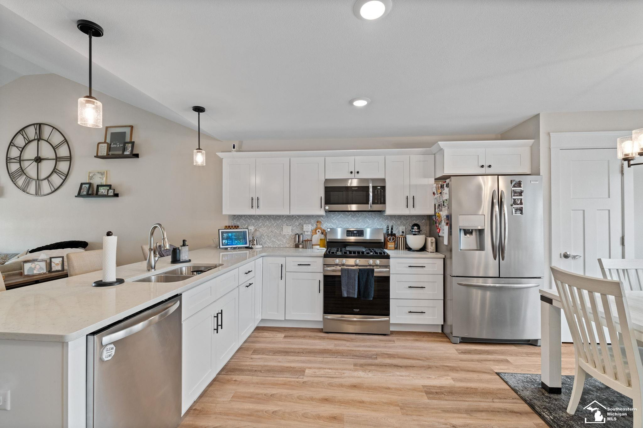 4157 Caitlin Court, Lambertville, MI 48144 — Photo 18
