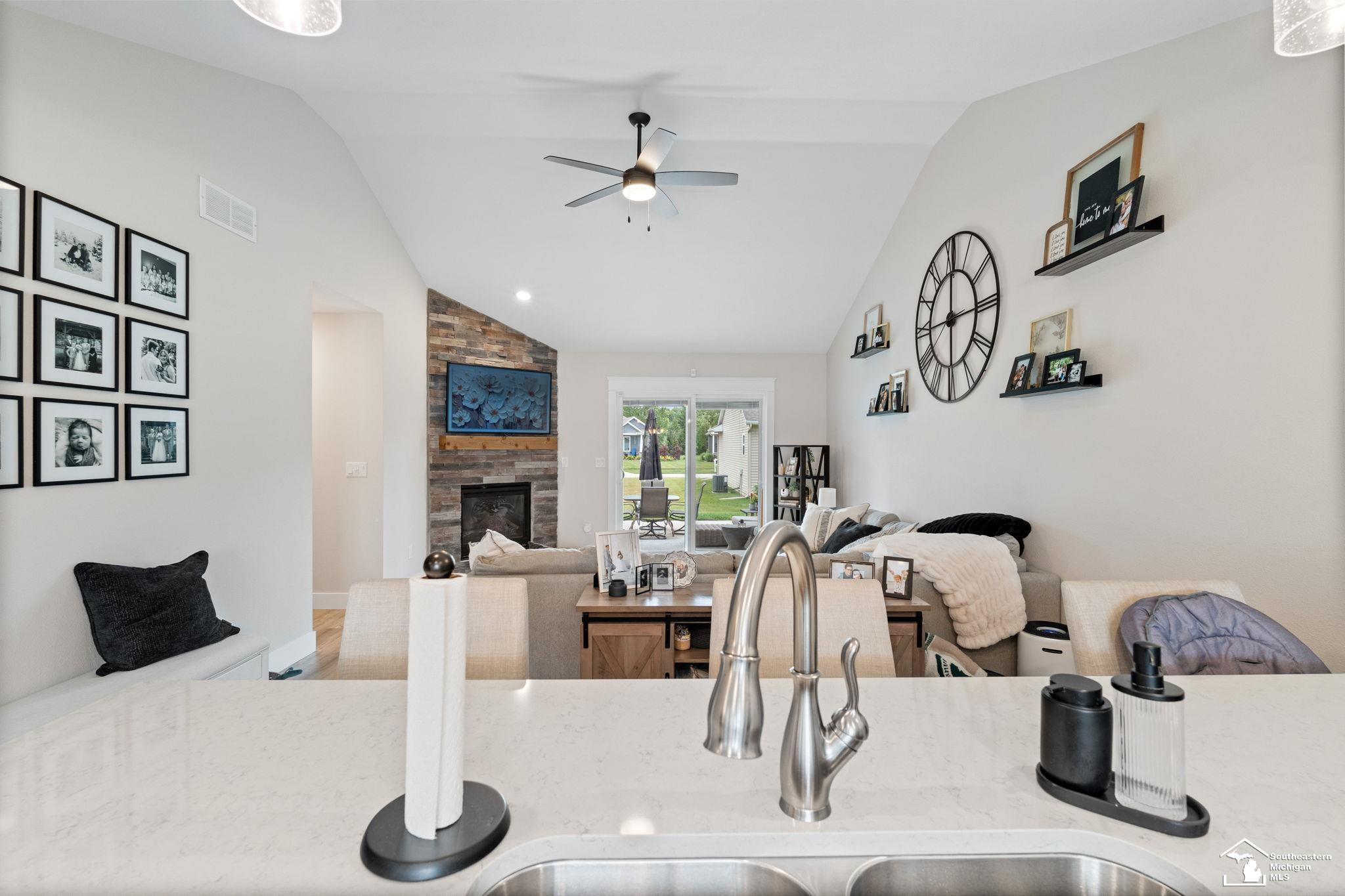4157 Caitlin Court, Lambertville, MI 48144 — Photo 19