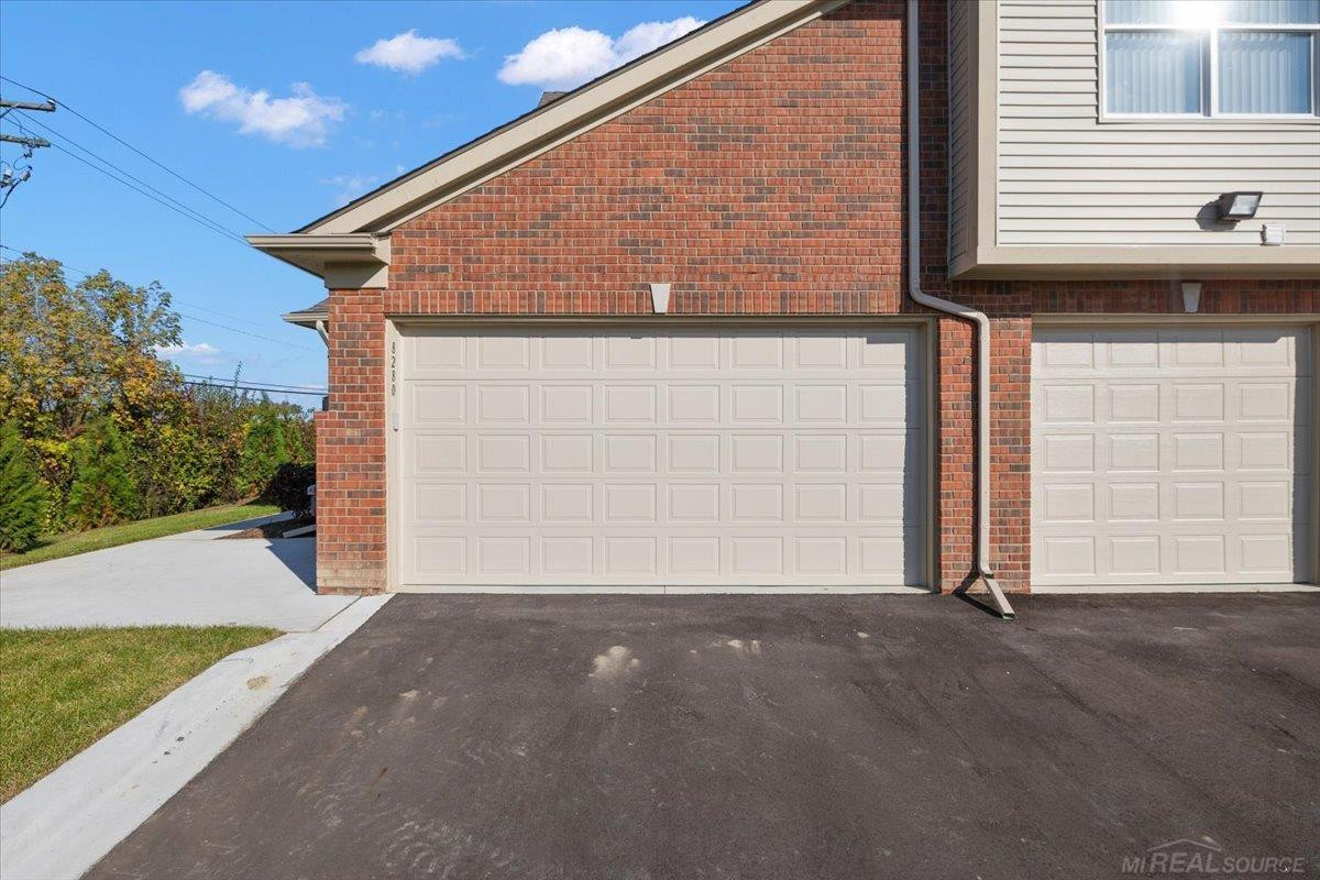 8280 Heywood Circle, Unit 2, Sterling Heights, MI 48312 — Photo 5