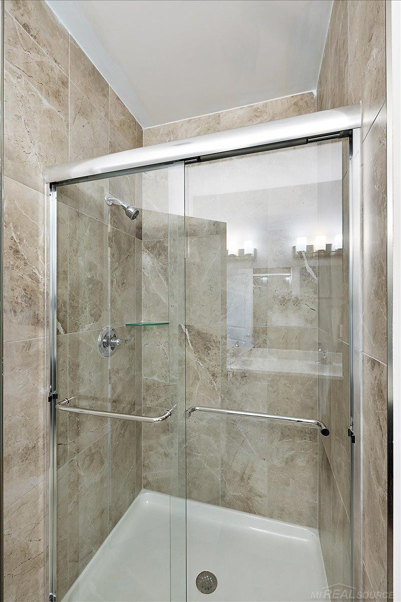 8280 Heywood Circle, Unit 2, Sterling Heights, MI 48312 — Photo 22
