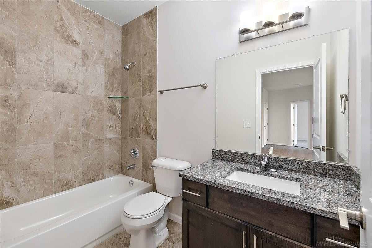 8280 Heywood Circle, Unit 2, Sterling Heights, MI 48312 — Photo 26