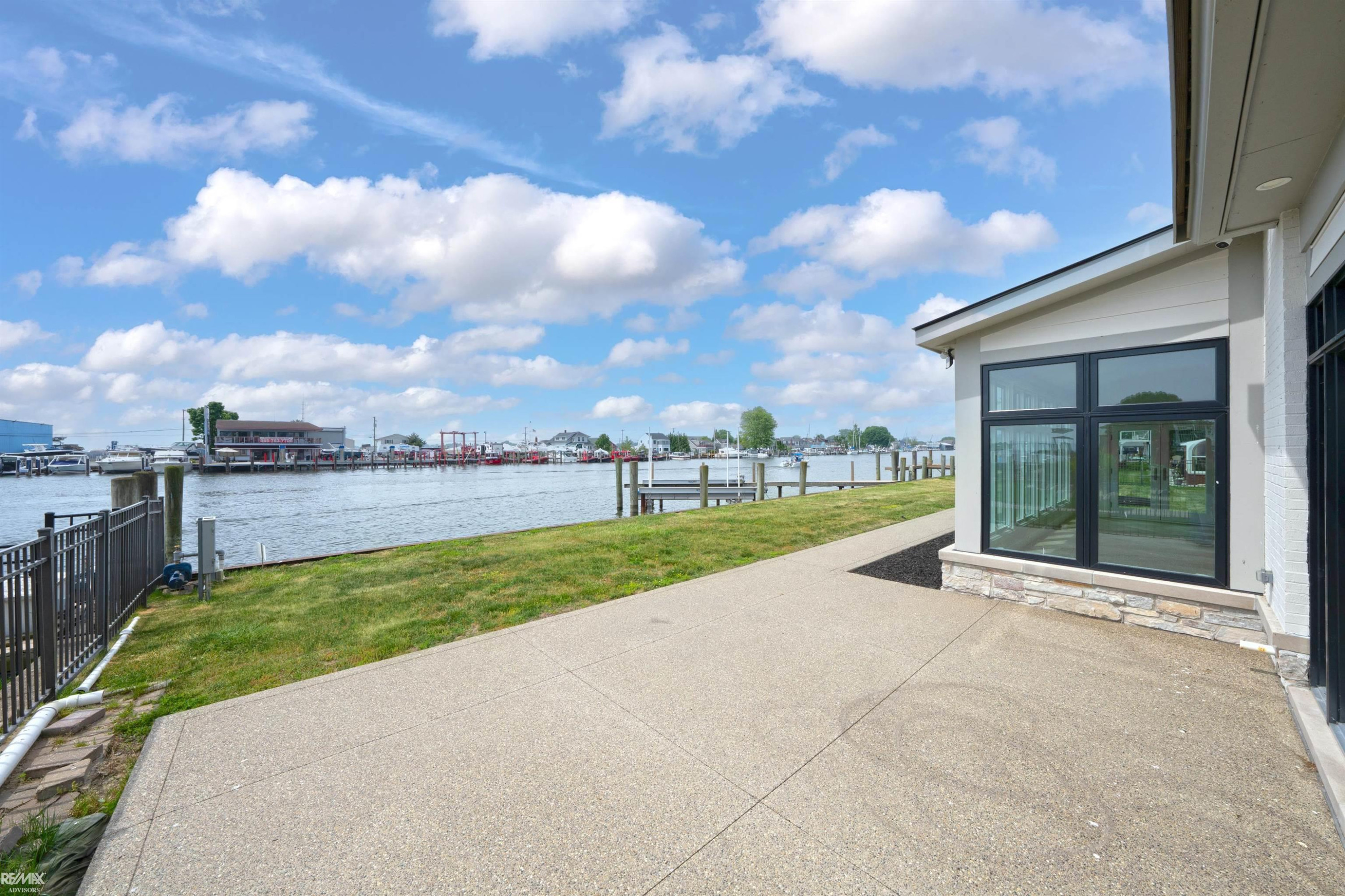 32824 N River Road, MI — Photo 8
