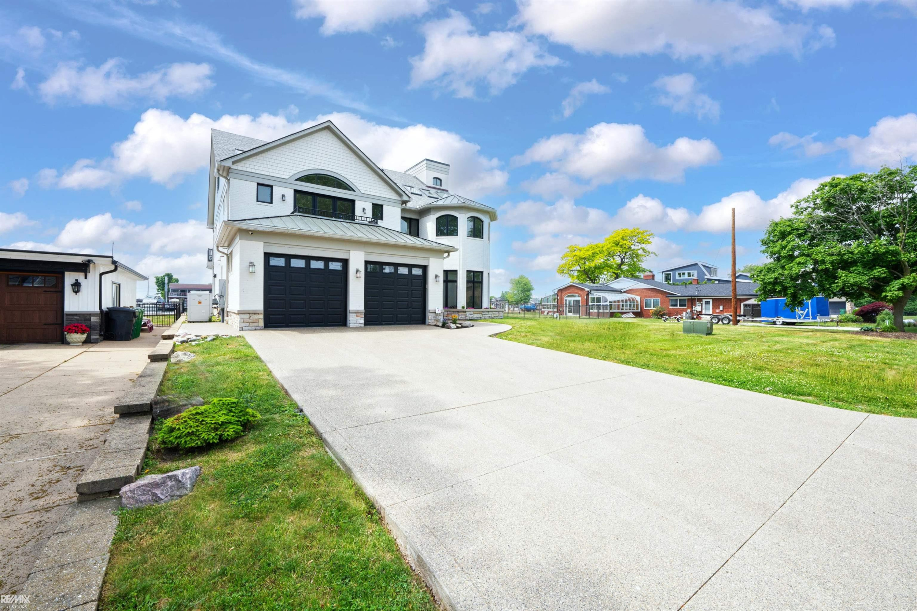 32824 N River Road, MI — Photo 50