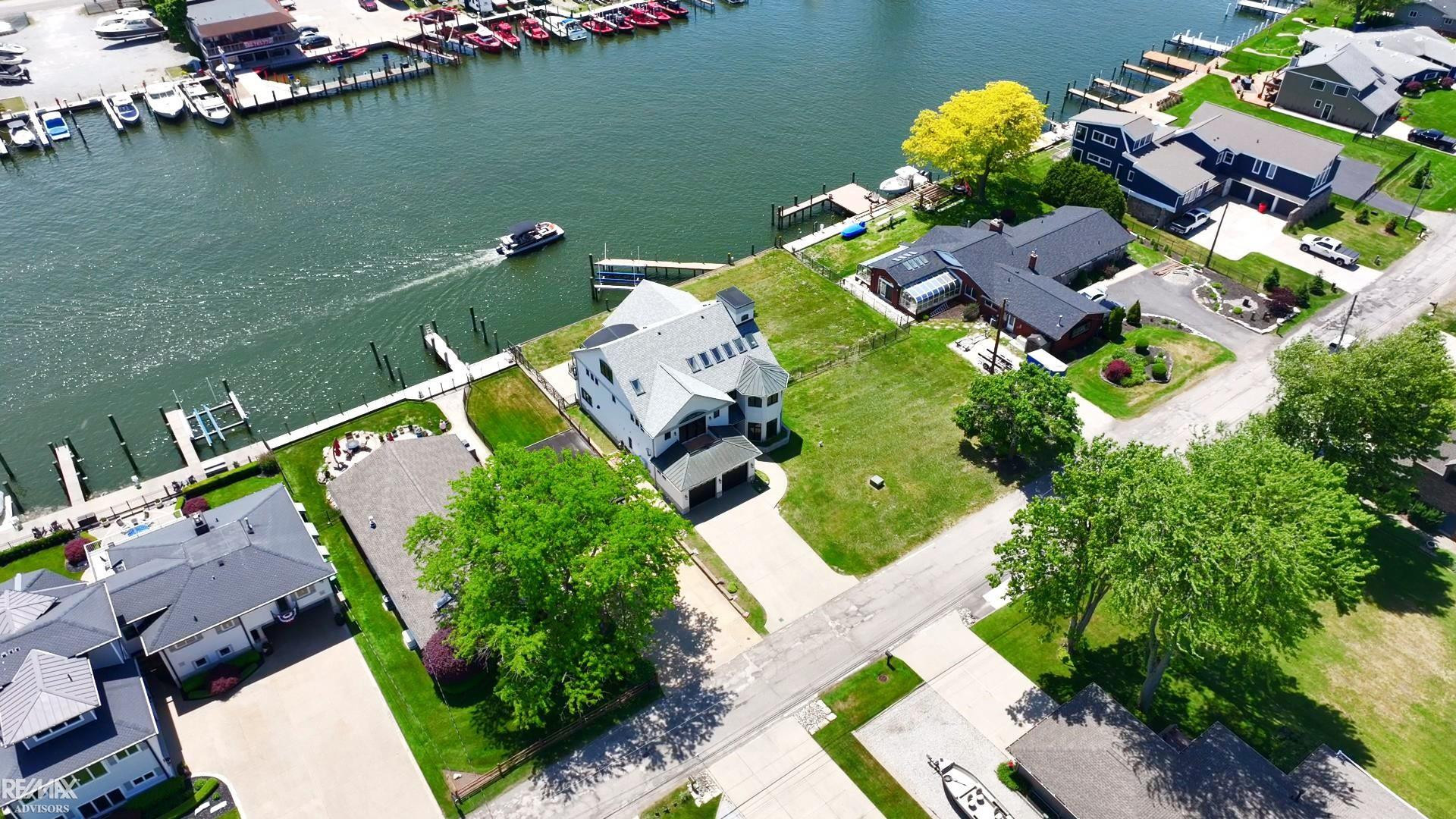32824 N River Road, MI — Photo 59