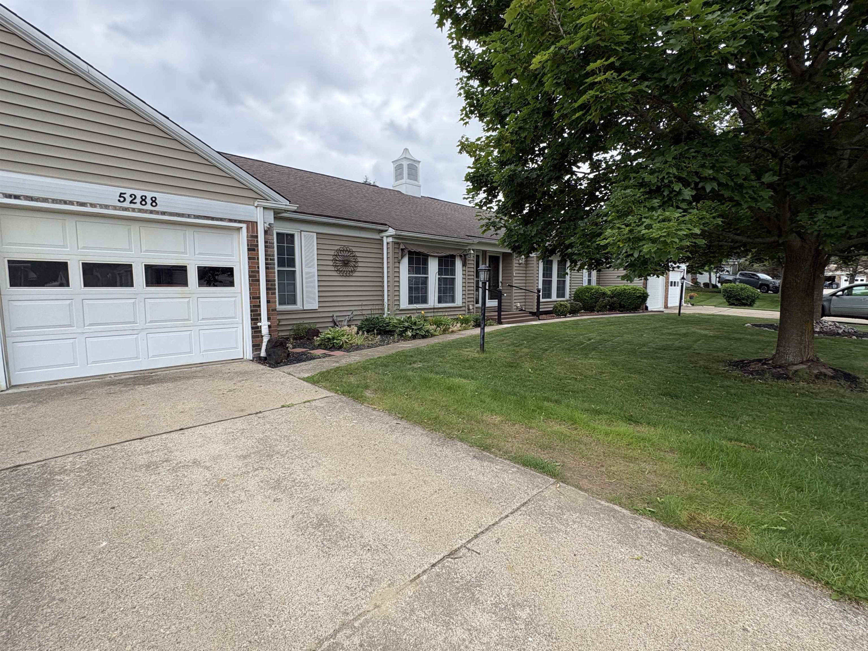 5288 Vineyard Lane, Flushing, MI 48433 — Photo 2