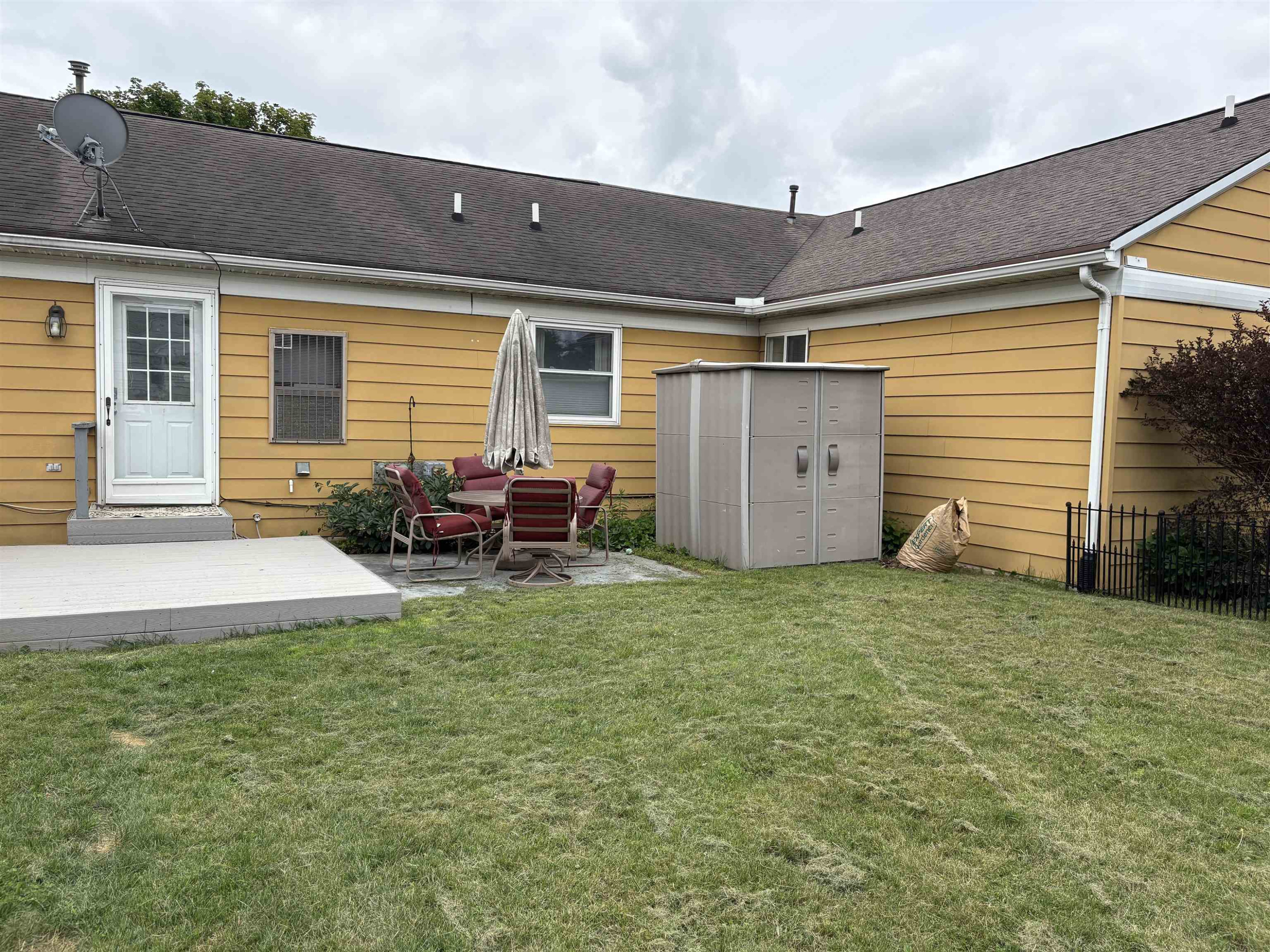 5288 Vineyard Lane, Flushing, MI 48433 — Photo 4