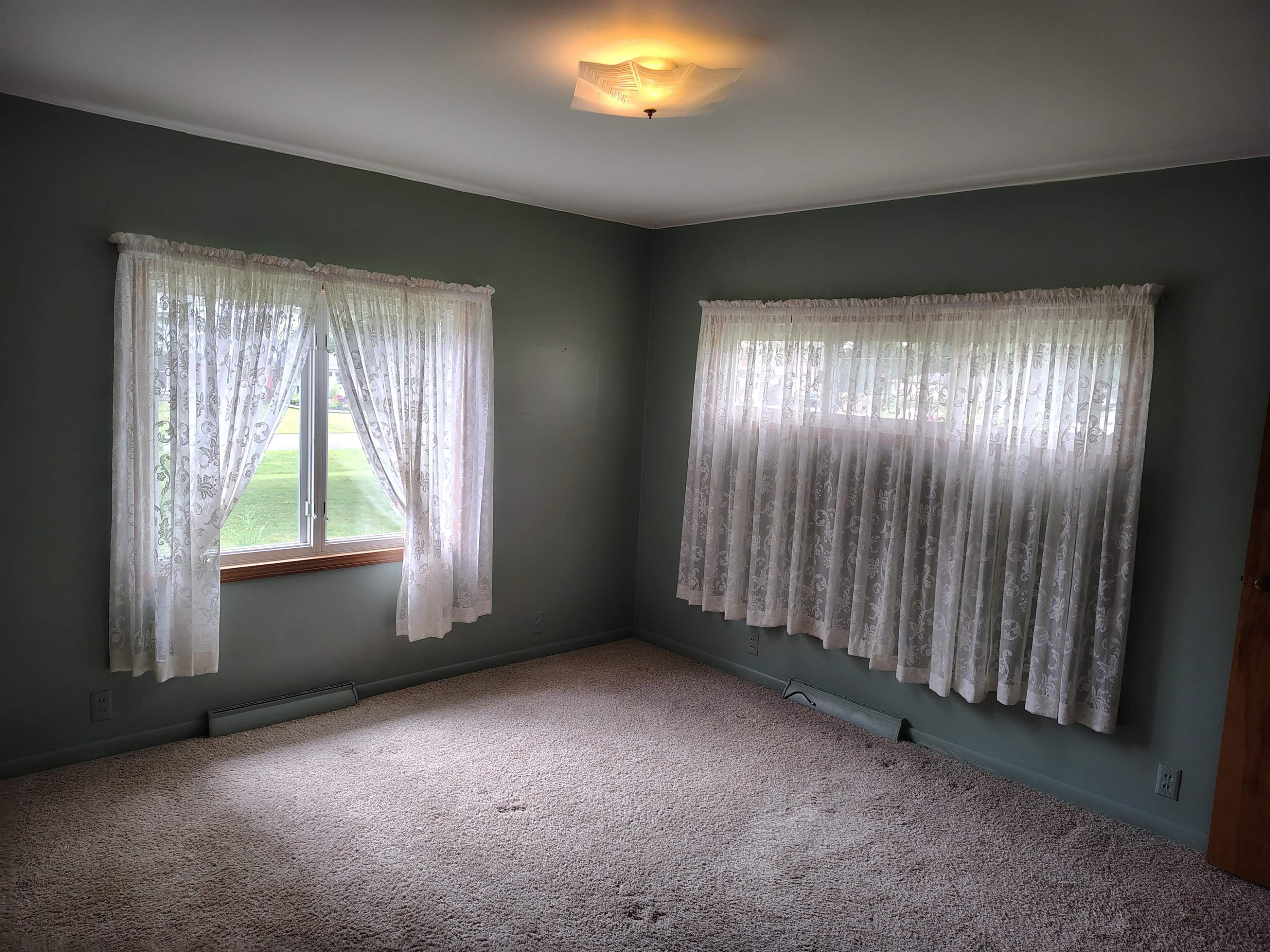 905 Dexter Drive, MI 48449 — Photo 12