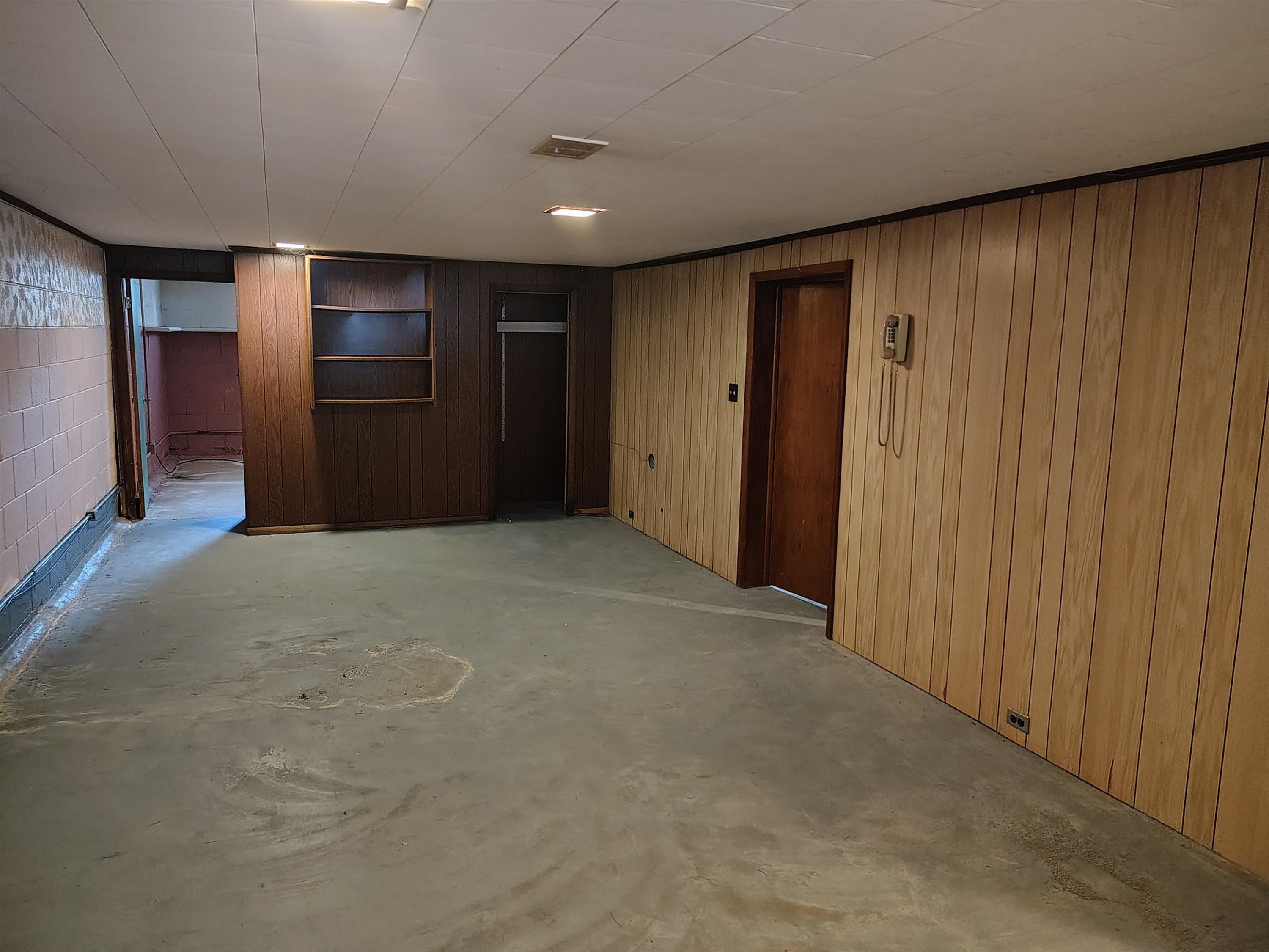 905 Dexter Drive, MI 48449 — Photo 16