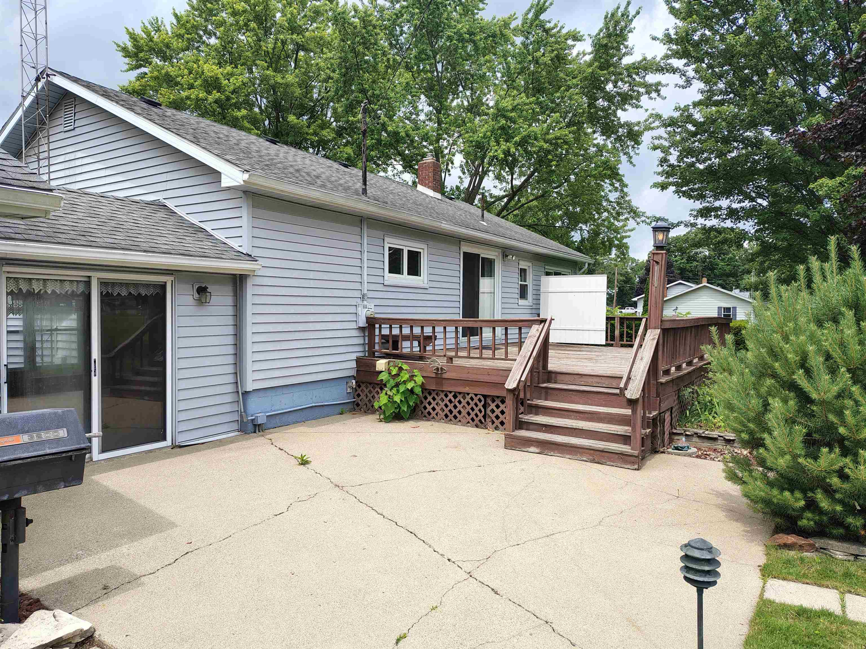 905 Dexter Drive, MI 48449 — Photo 20