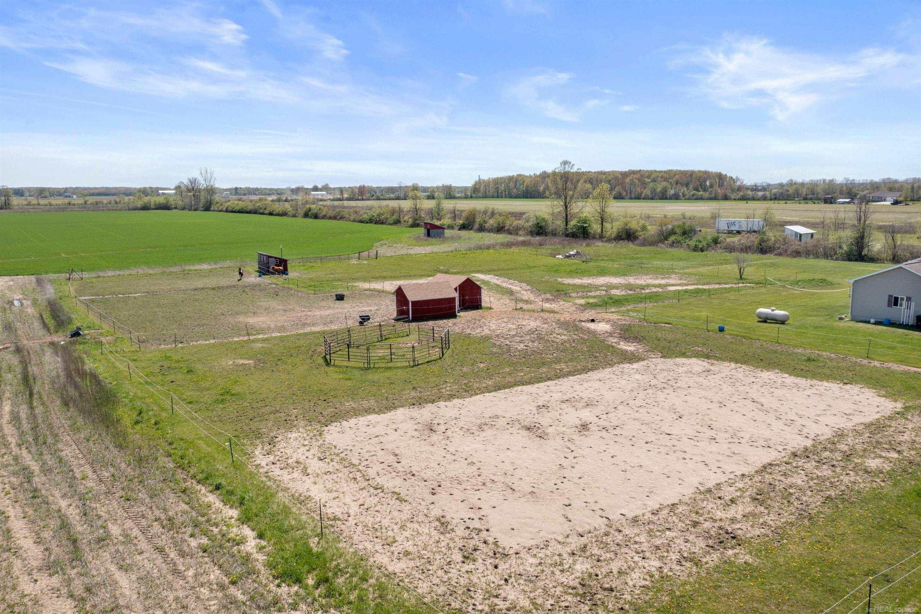 7613 Fisher Road, Avoca, MI 48006 — Photo 10