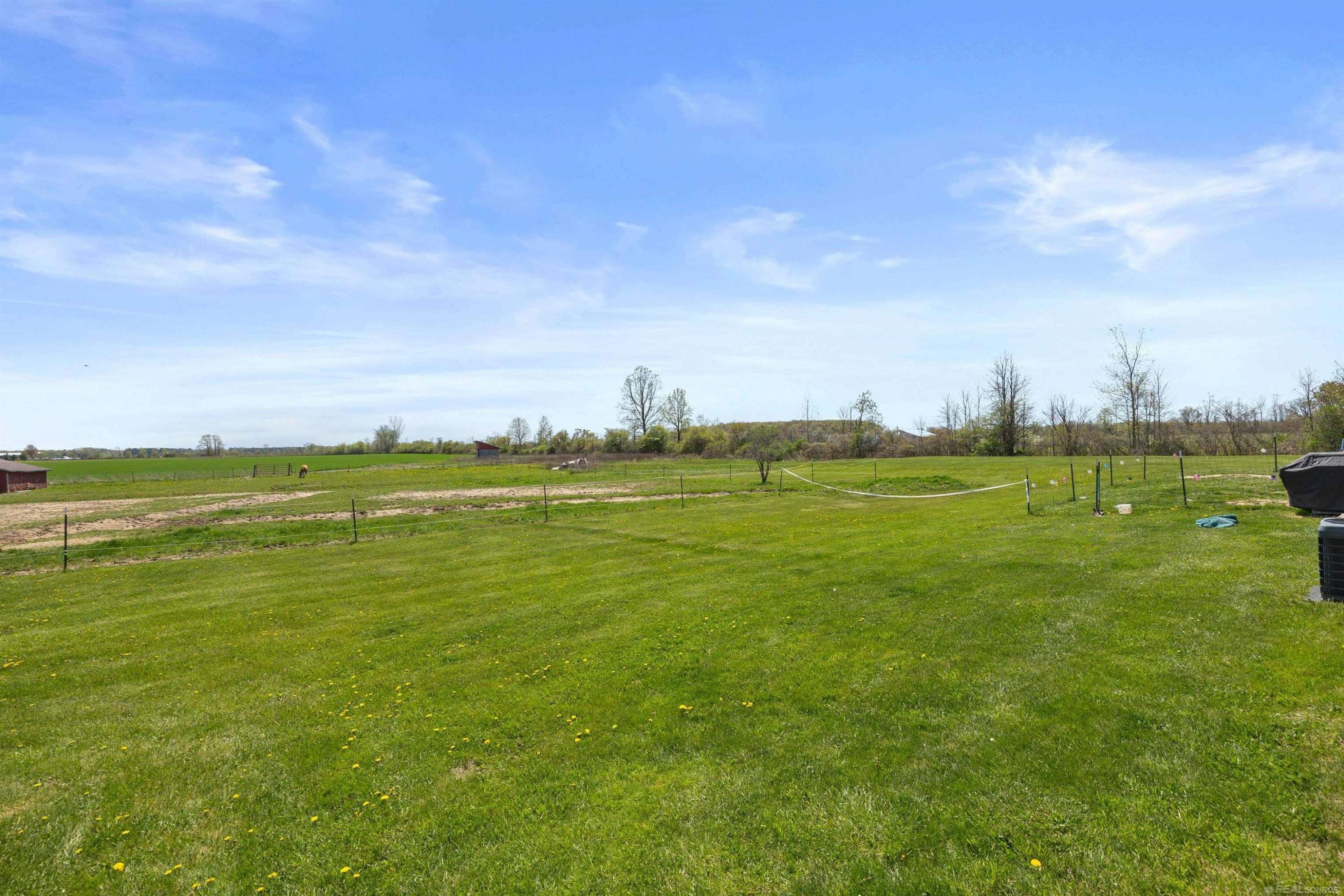 7613 Fisher Road, Avoca, MI 48006 — Photo 11