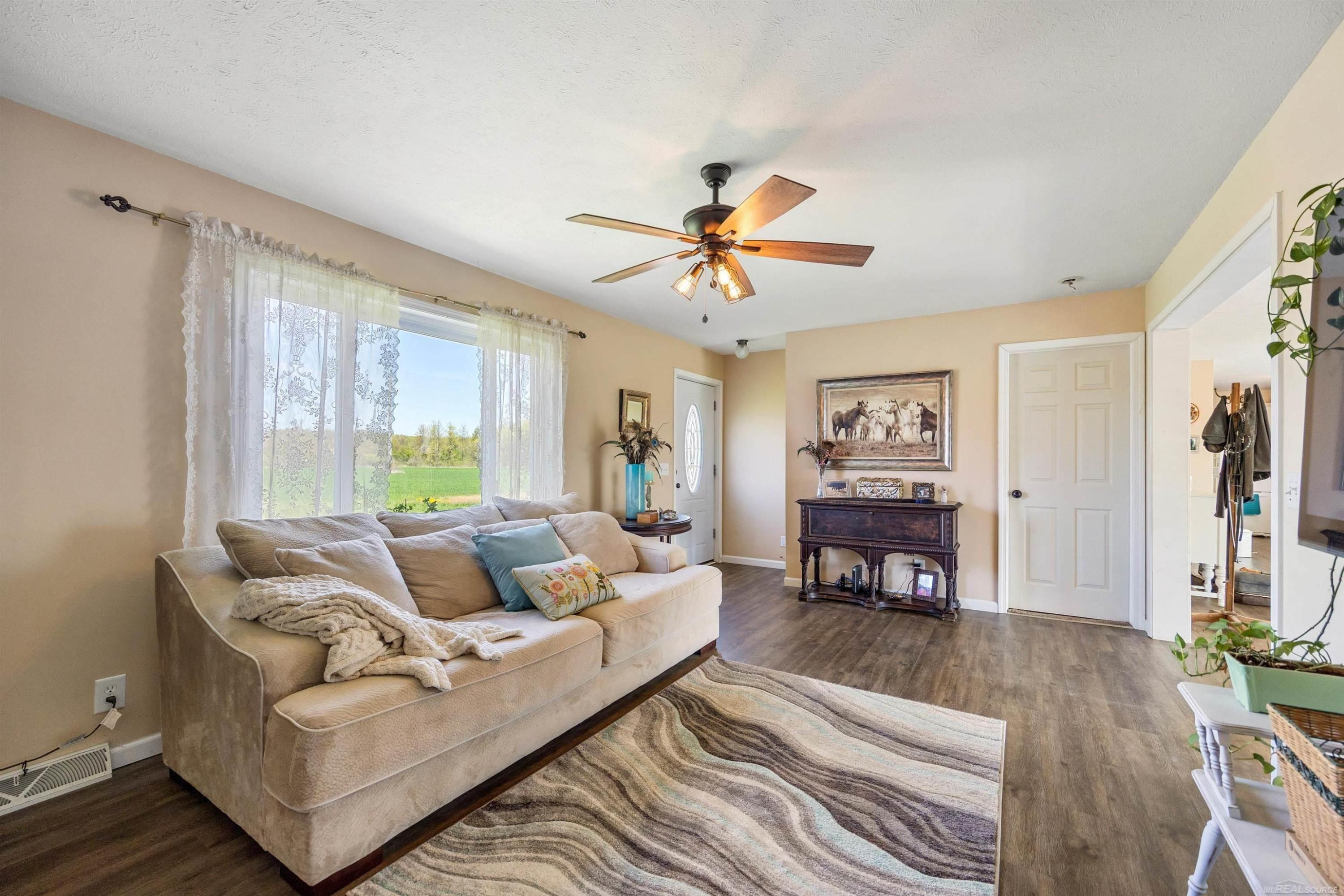 7613 Fisher Road, Avoca, MI 48006 — Photo 13