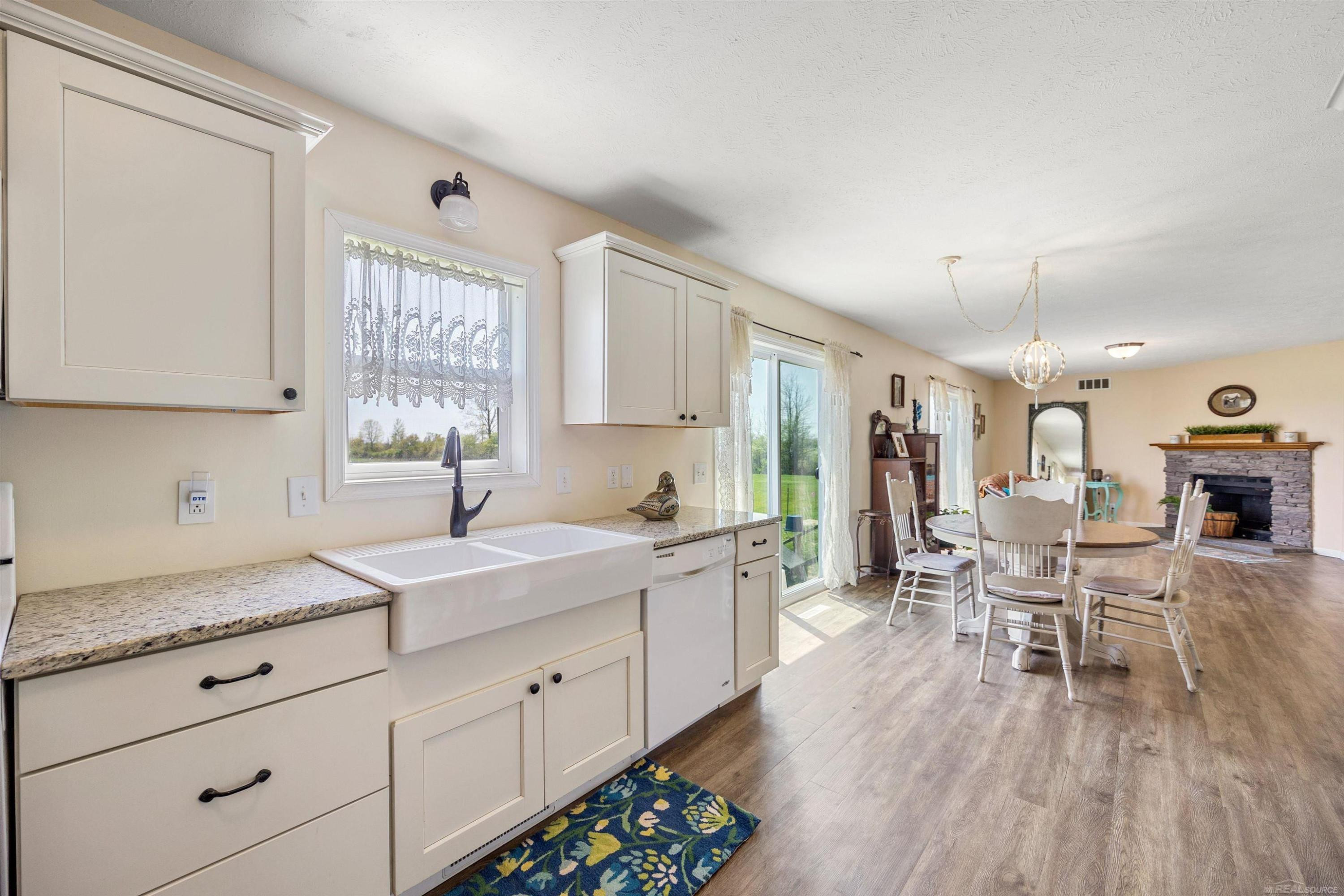 7613 Fisher Road, Avoca, MI 48006 — Photo 17
