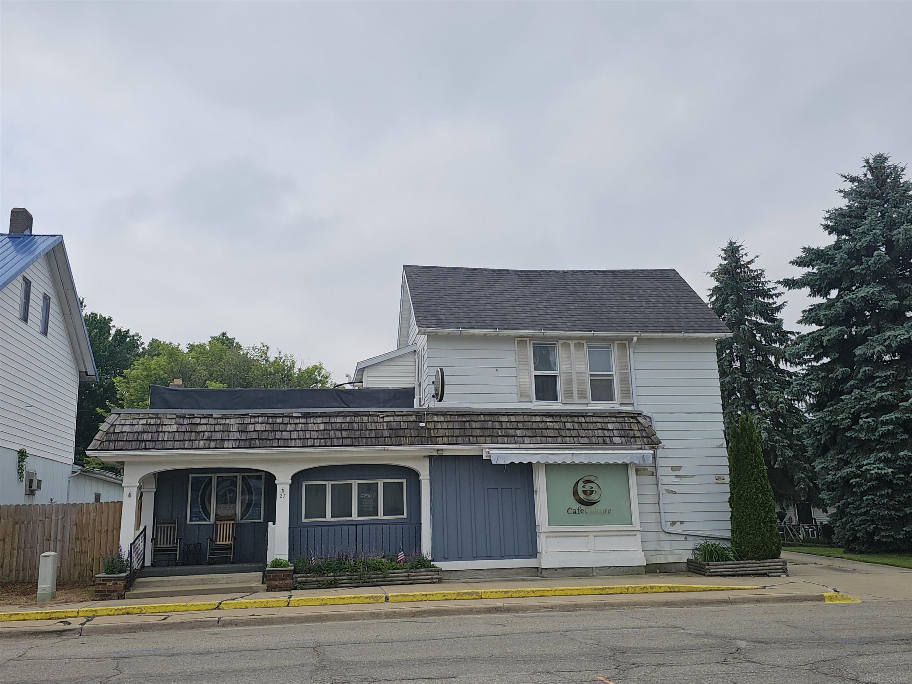 29 W Lapeer Street, Peck, MI 48466