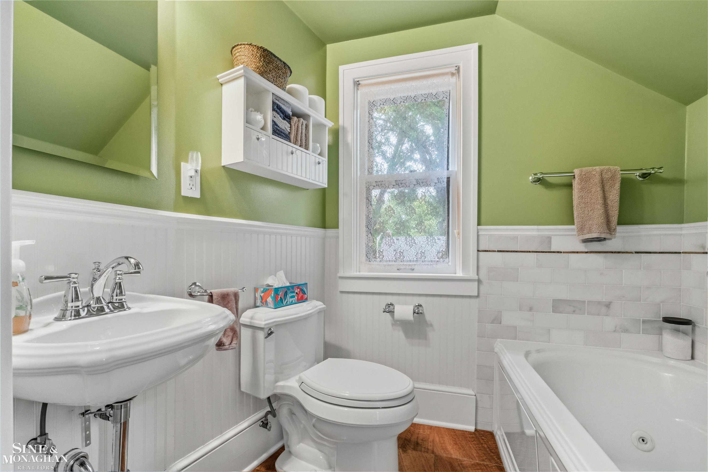 794 LORAINE Street, Grosse Pointe, MI 48230 — Photo 38